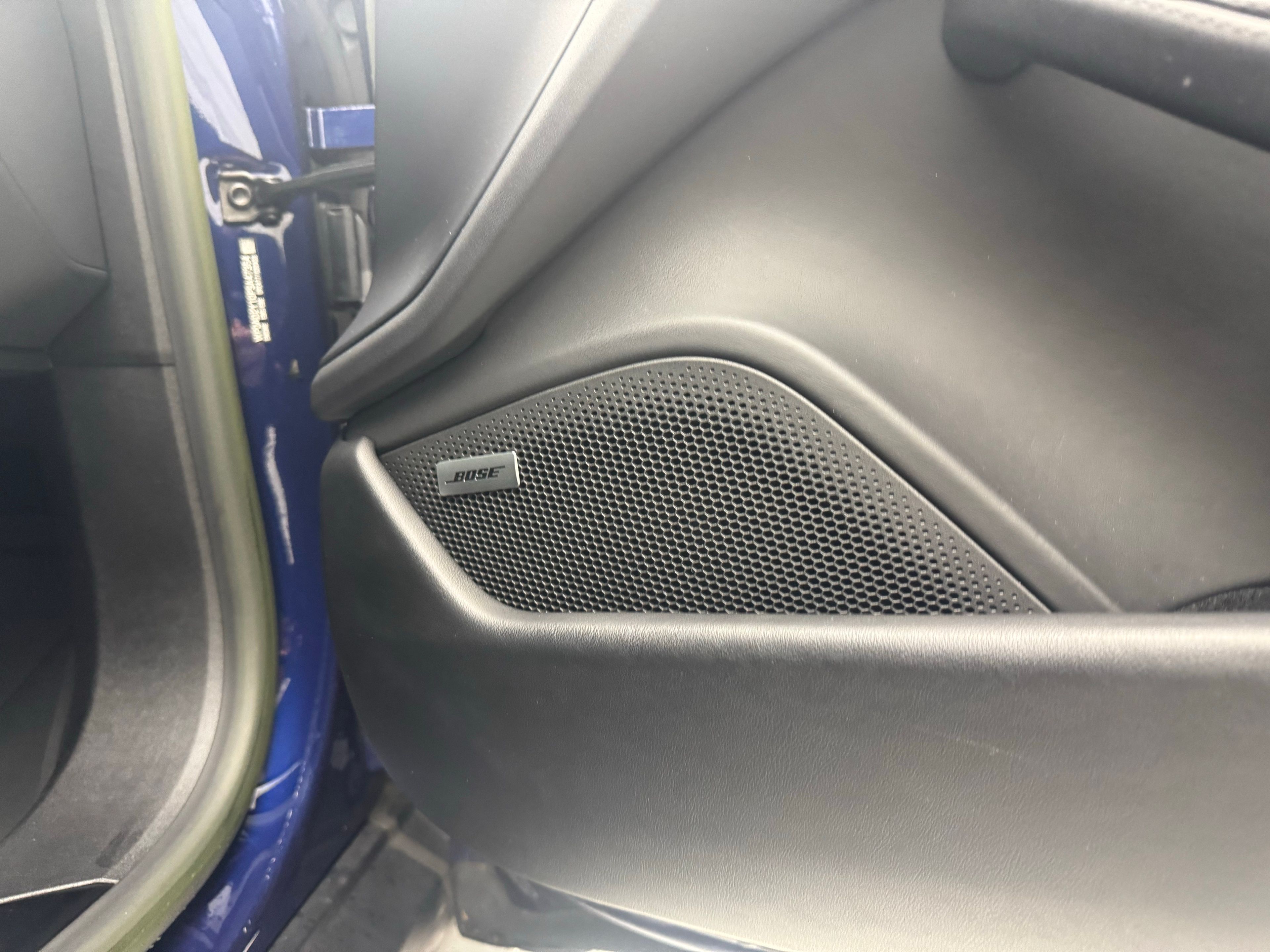 Thumbnail: 2023 Porsche Taycan - 22