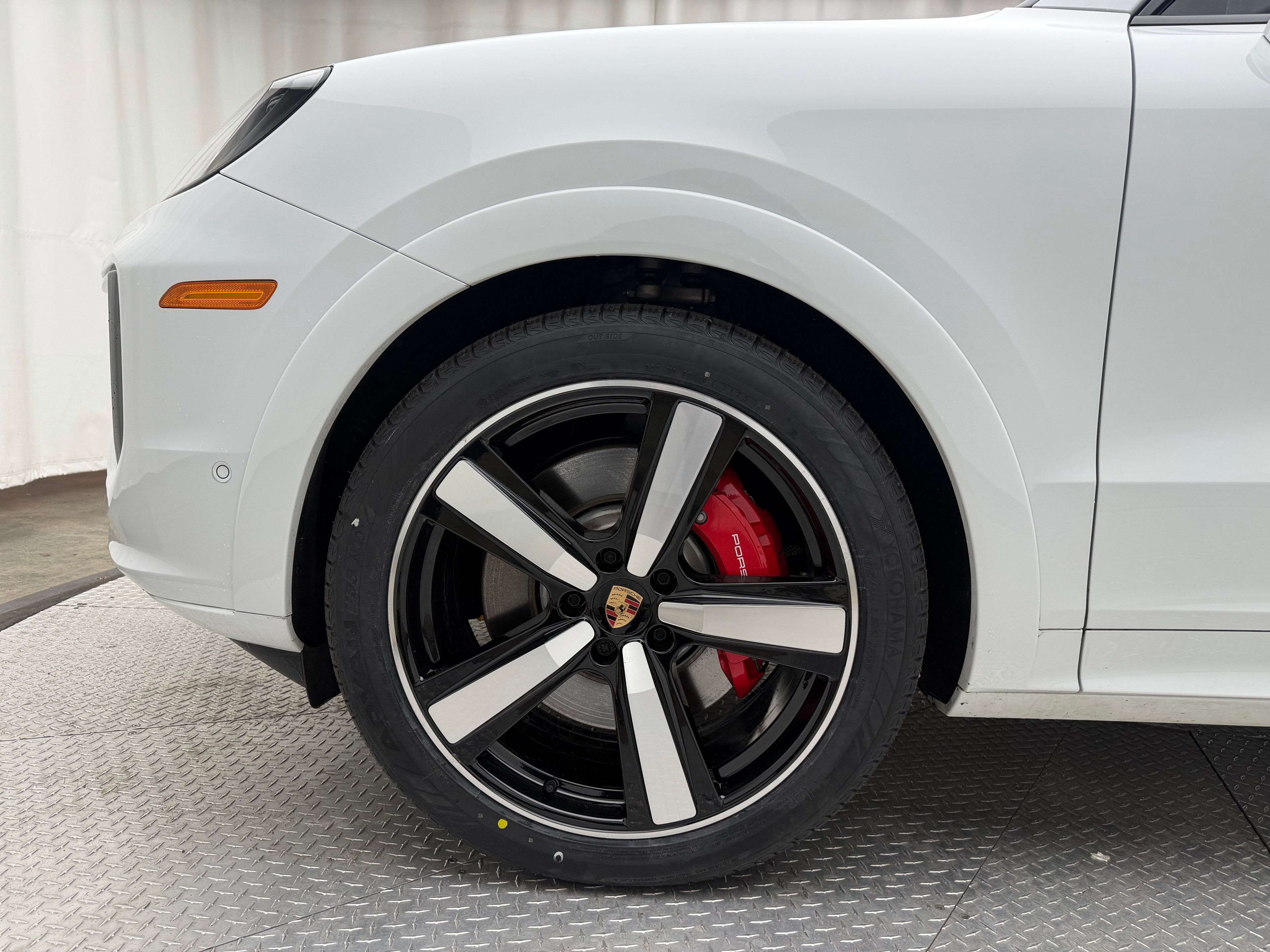 Thumbnail: 2025 Porsche Cayenne - 7