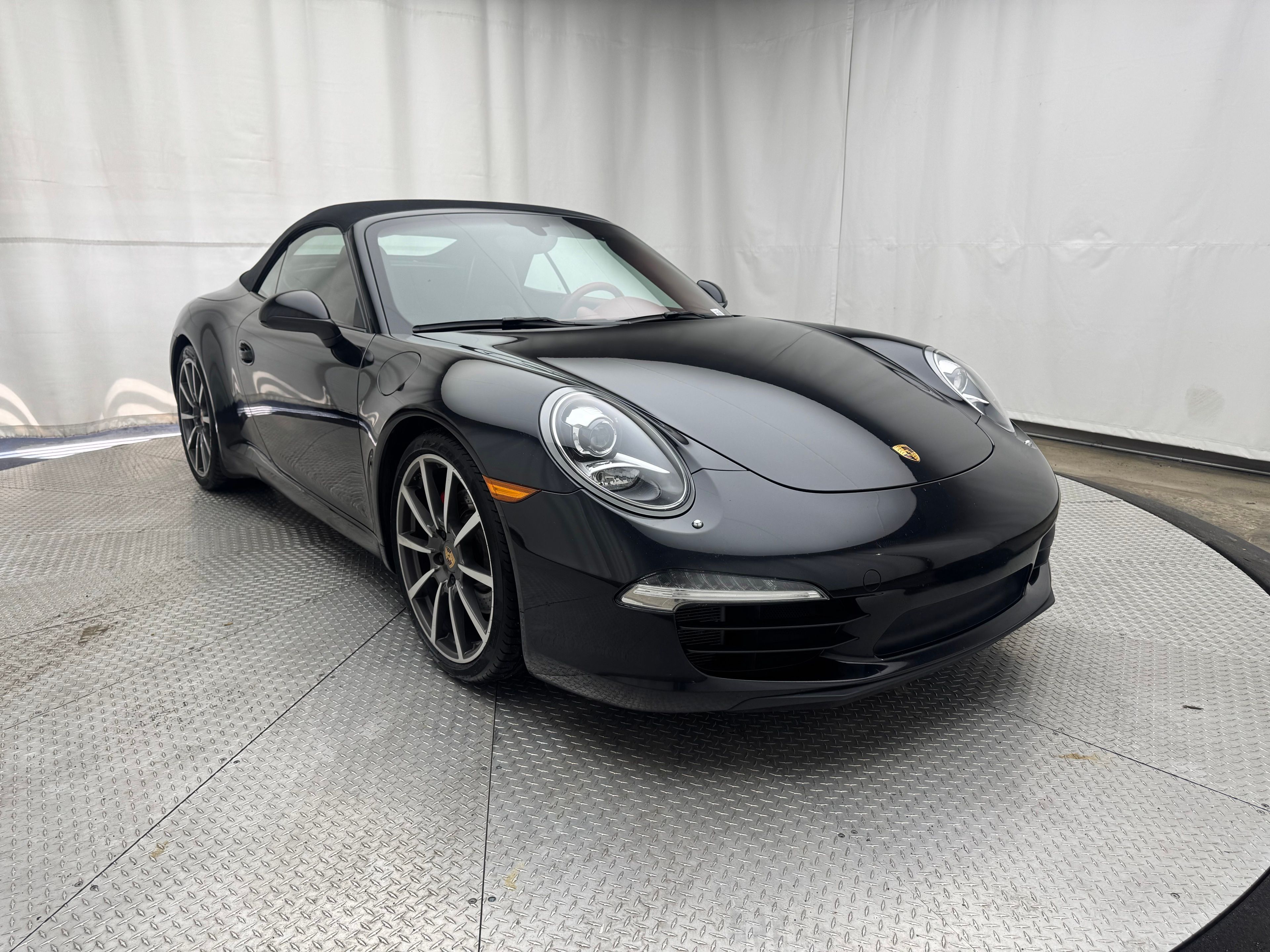 Thumbnail: 2013 Porsche 911 - 18