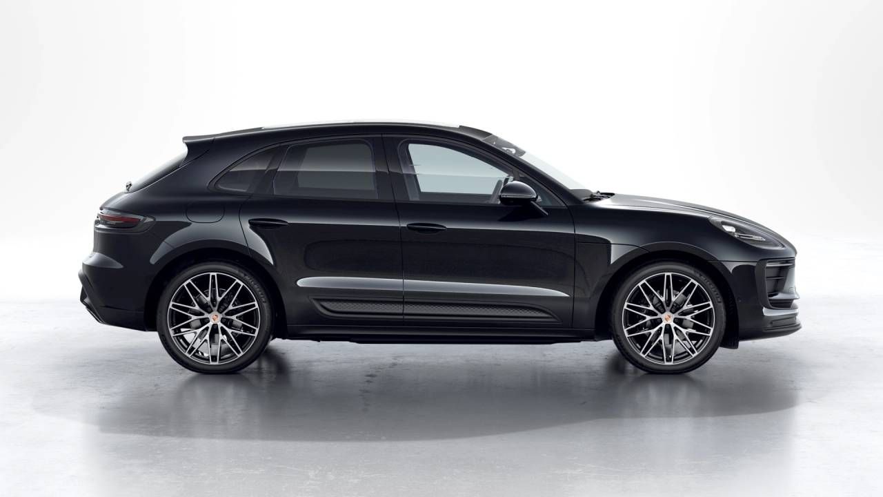 Thumbnail: 2026 Porsche Macan - 8