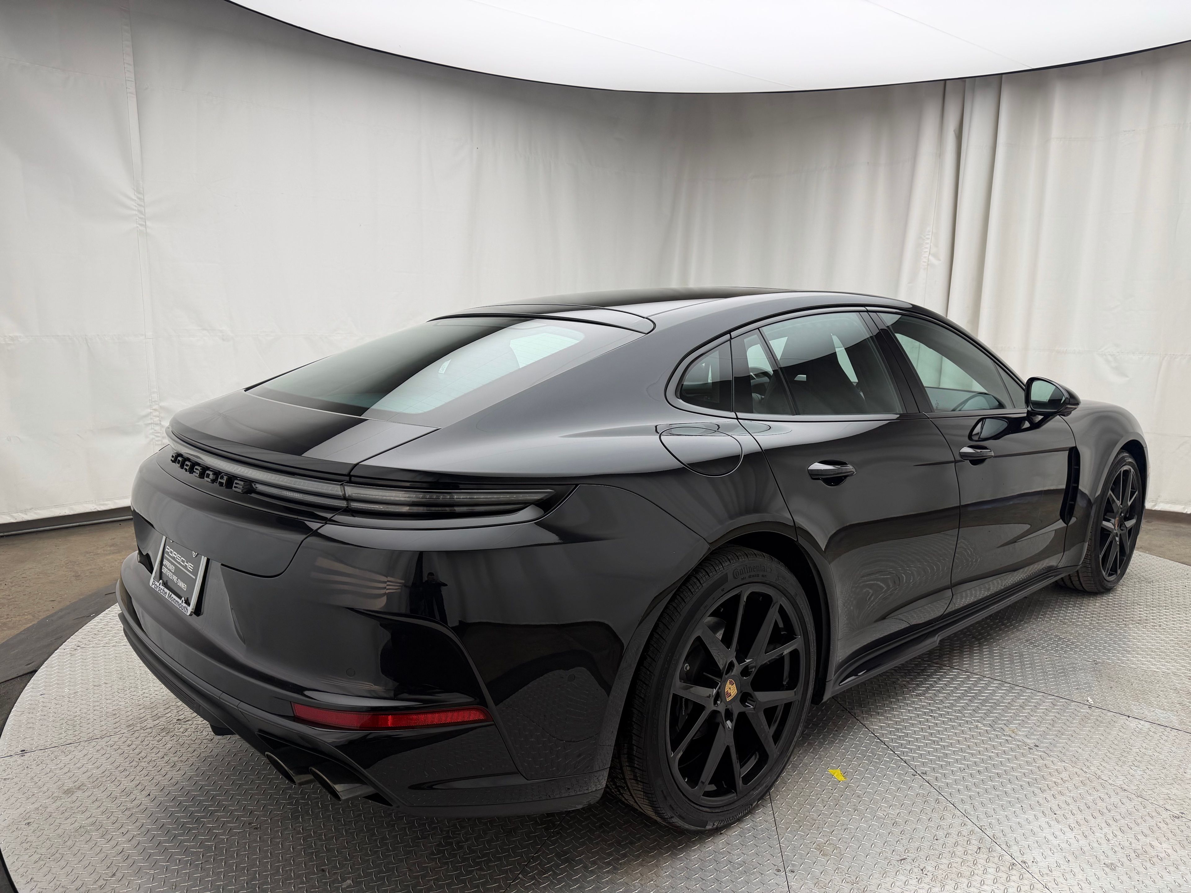 Thumbnail: 2024 Porsche Panamera - 10