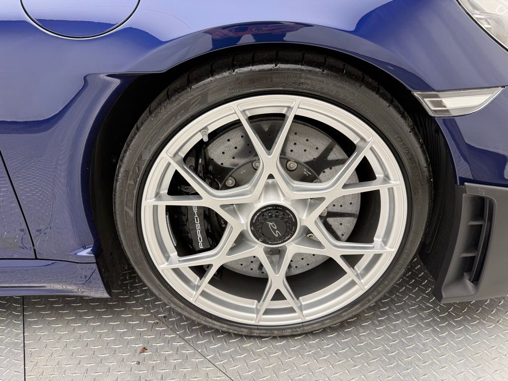 Thumbnail: 2025 Porsche  - 17