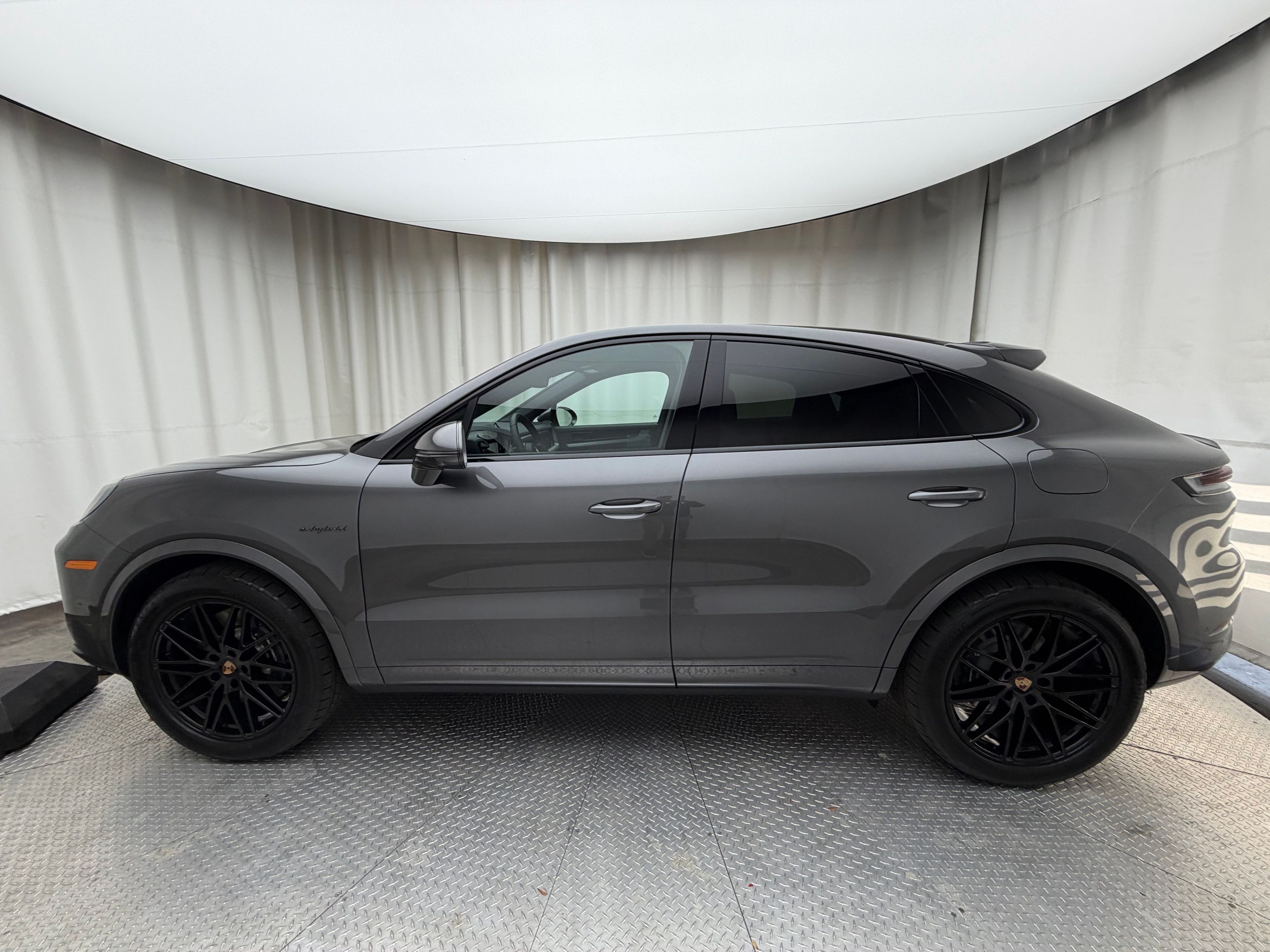 Thumbnail: 2026 Porsche  - 2