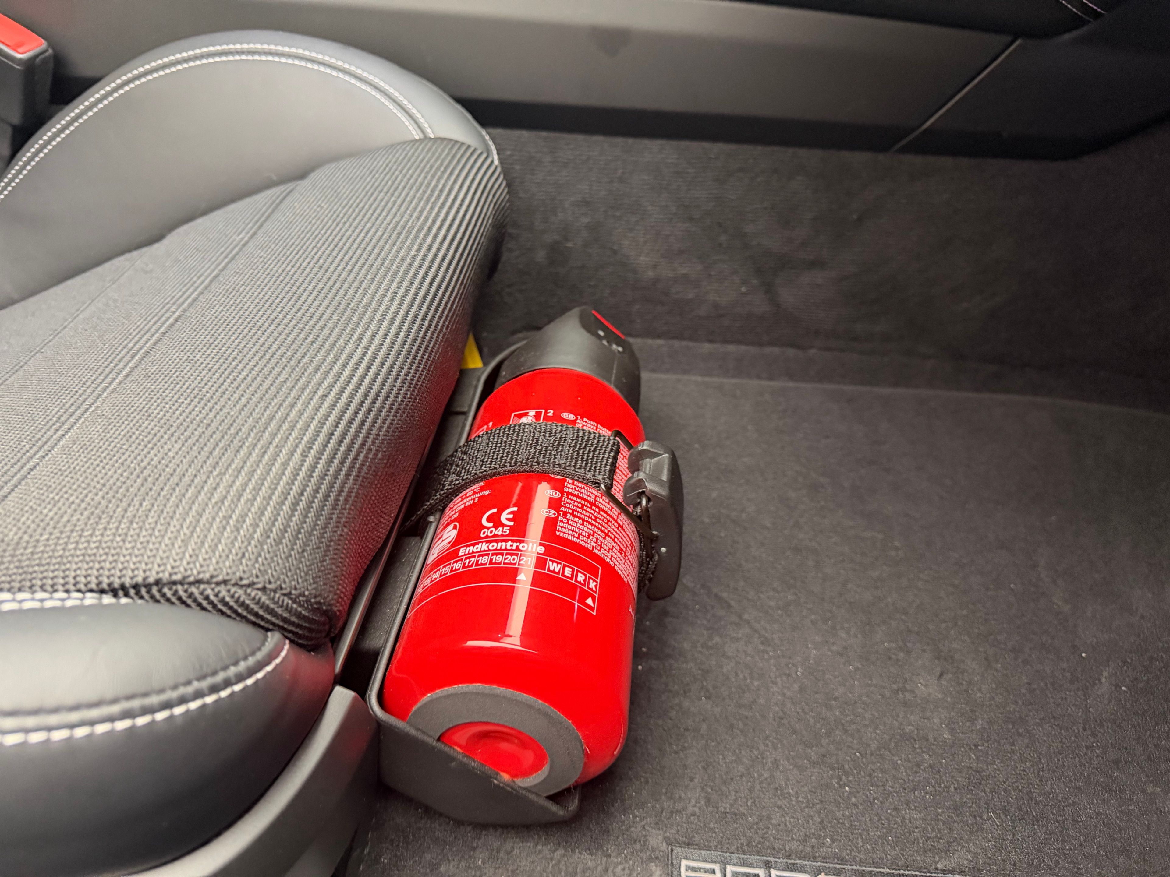 Thumbnail: 2022 Porsche 911 - 21