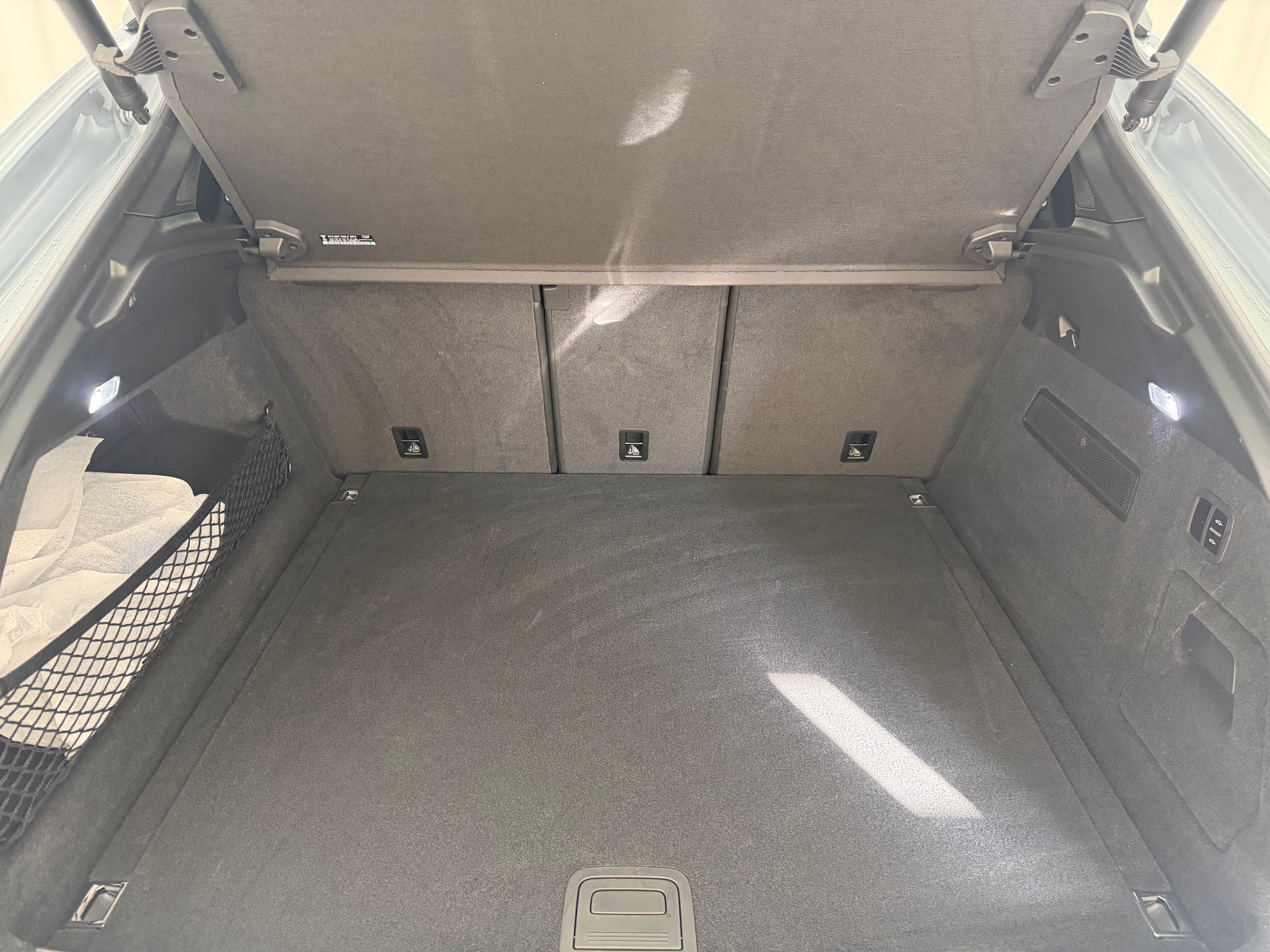 Thumbnail: 2025 Porsche  - 29