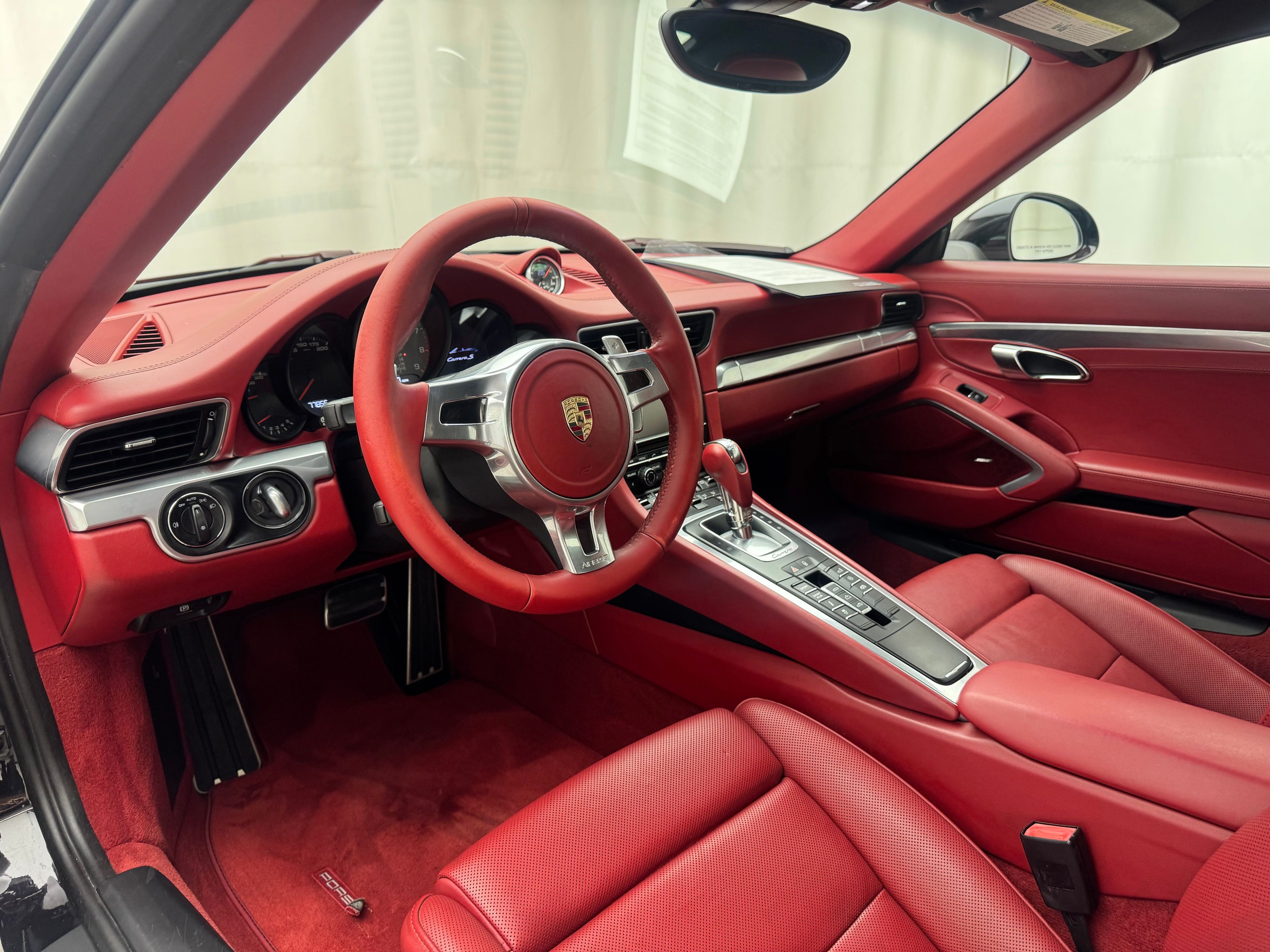 Thumbnail: 2013 Porsche 911 - 4