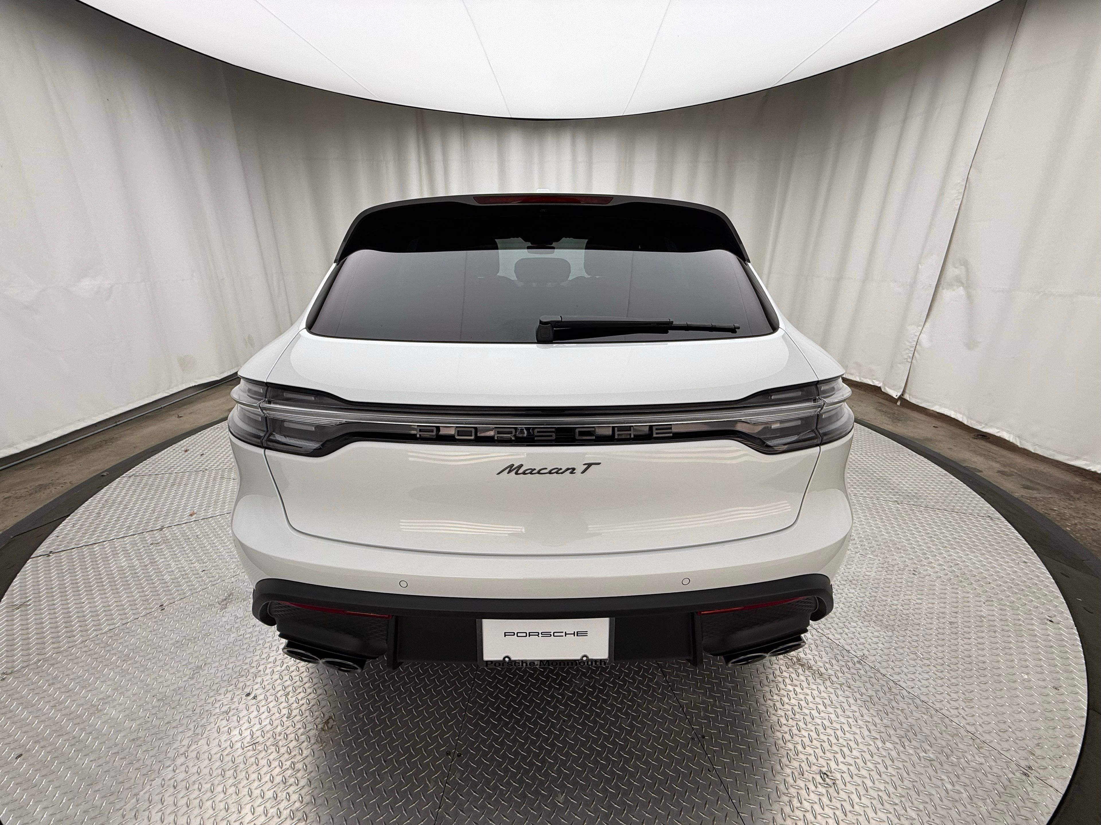 Thumbnail: 2026 Porsche Macan - 11