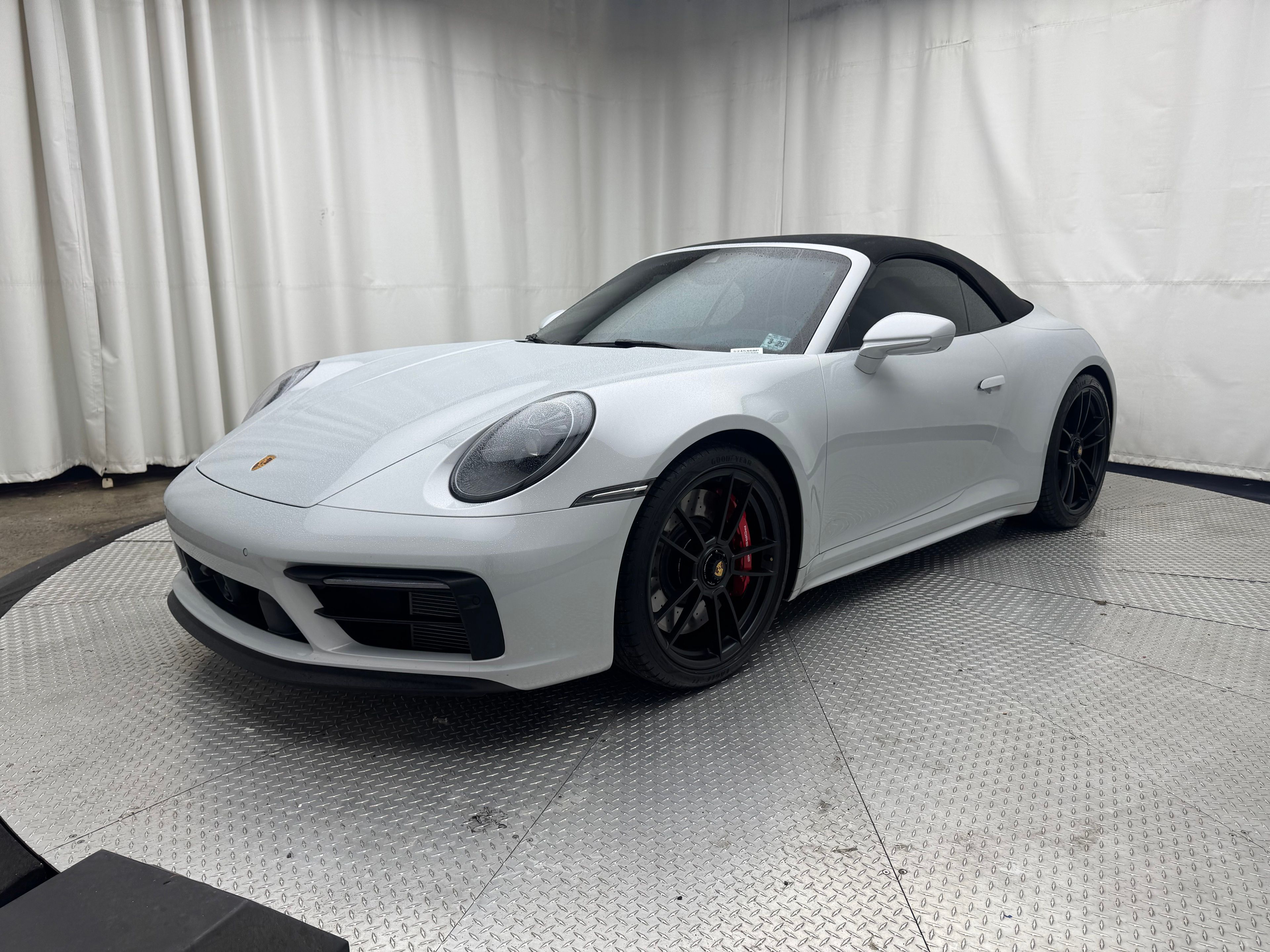 Thumbnail: 2024 Porsche 911 - 1