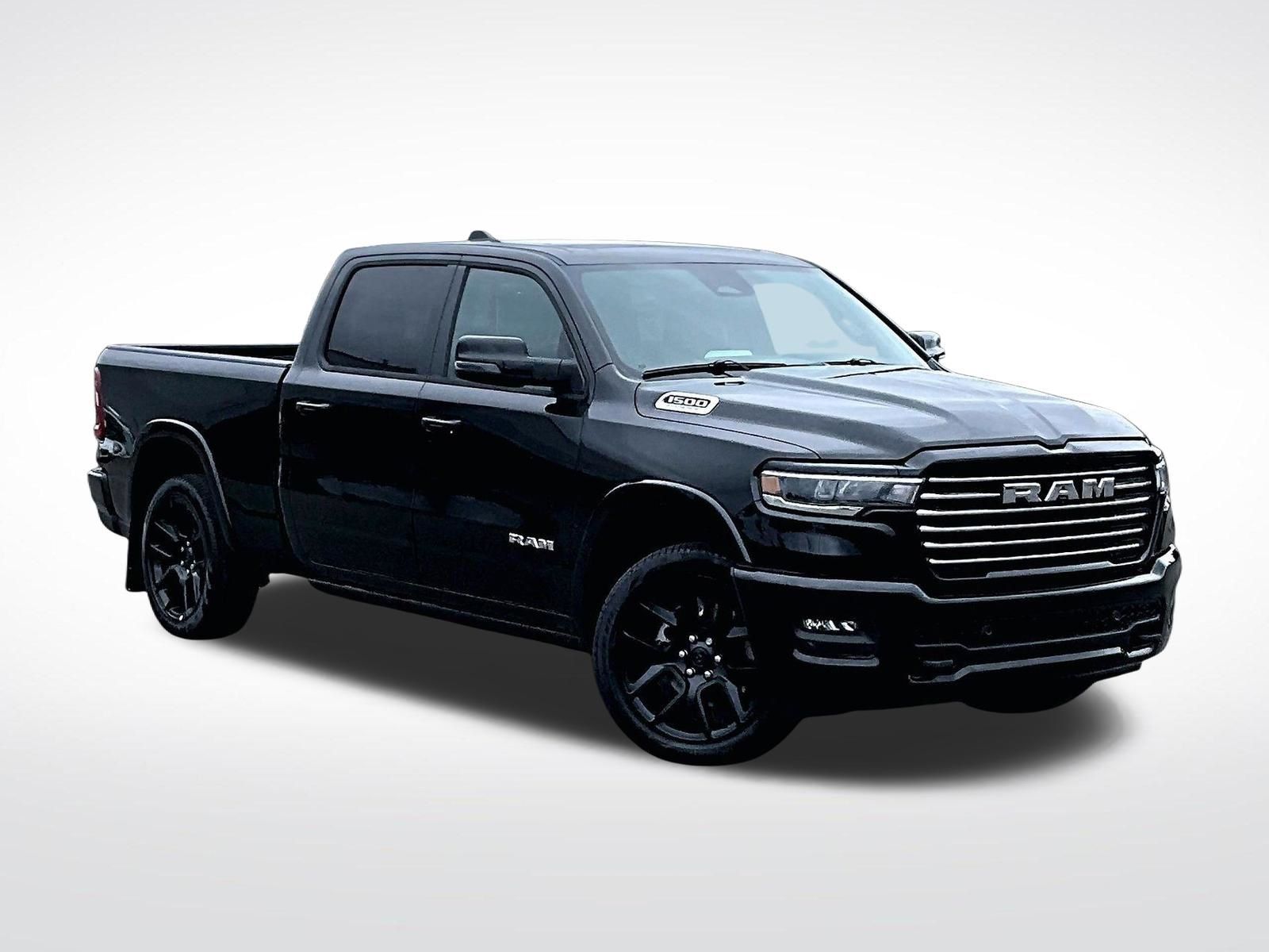 Diamond Black Crystal Pearlcoat 2026 RAM 1500 Pickup Truck Four-Wheel Drive 8-Speed Automatic