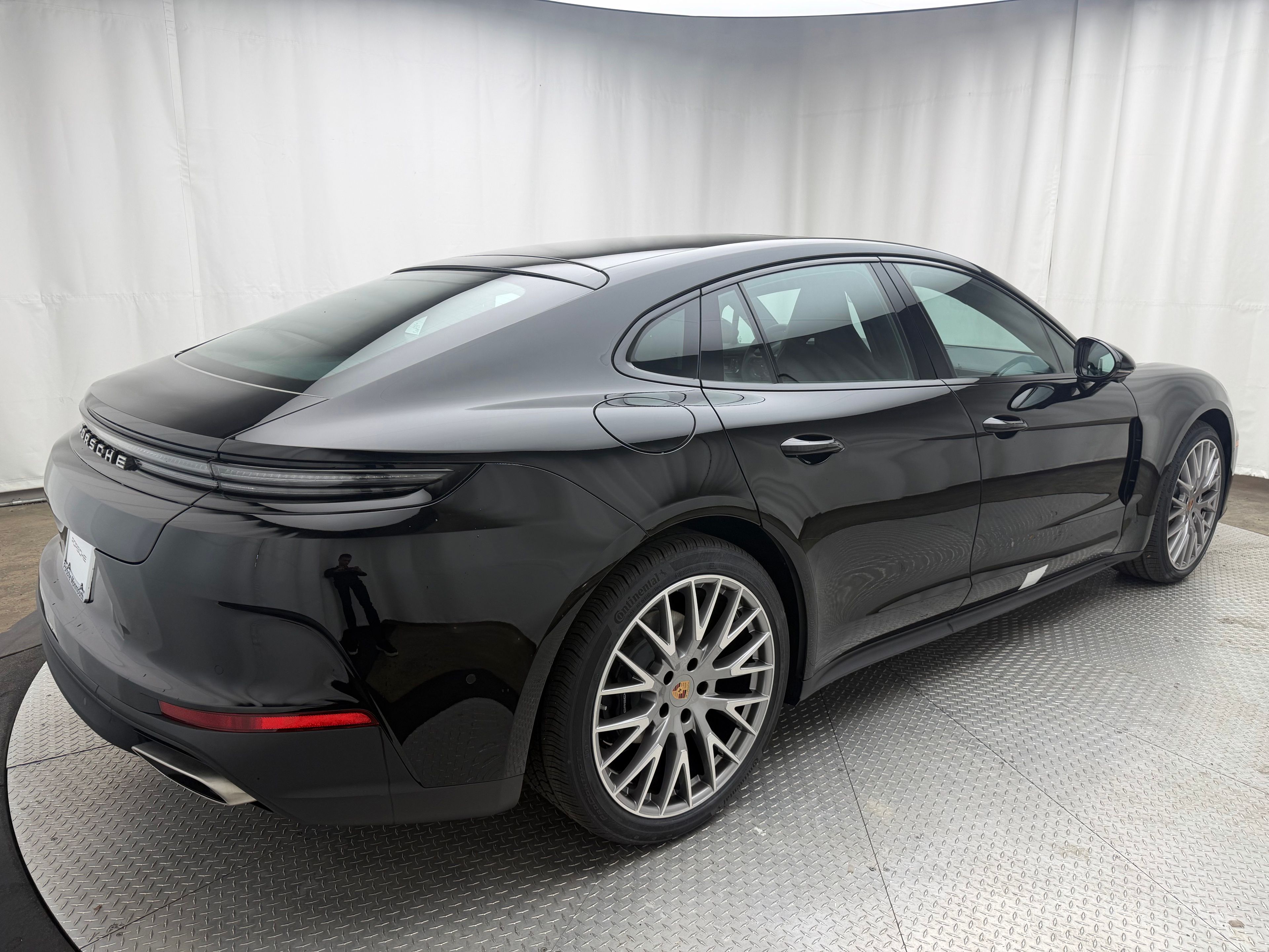 Thumbnail: 2026 Porsche Panamera - 10