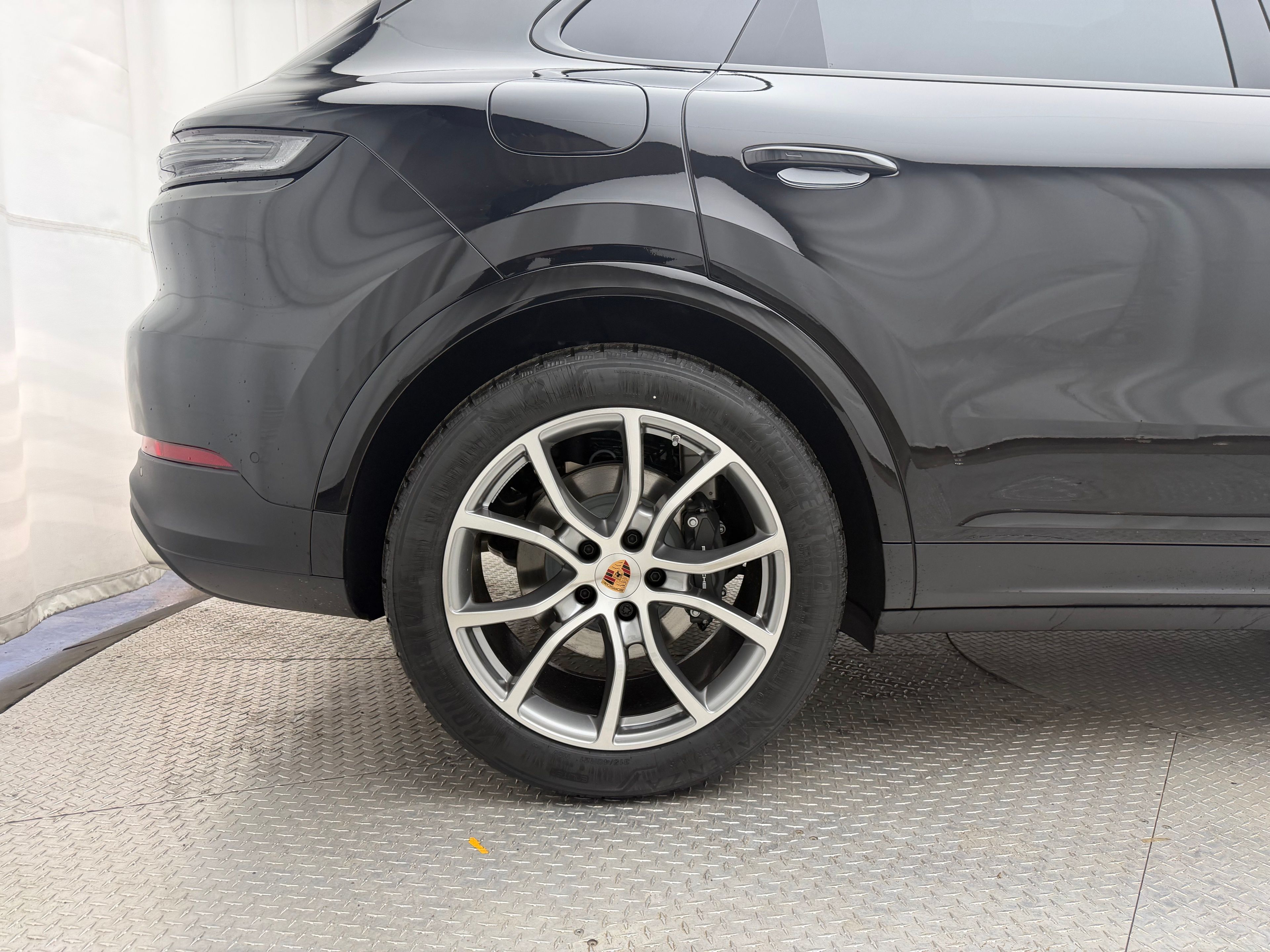 Thumbnail: 2026 Porsche Cayenne - 13