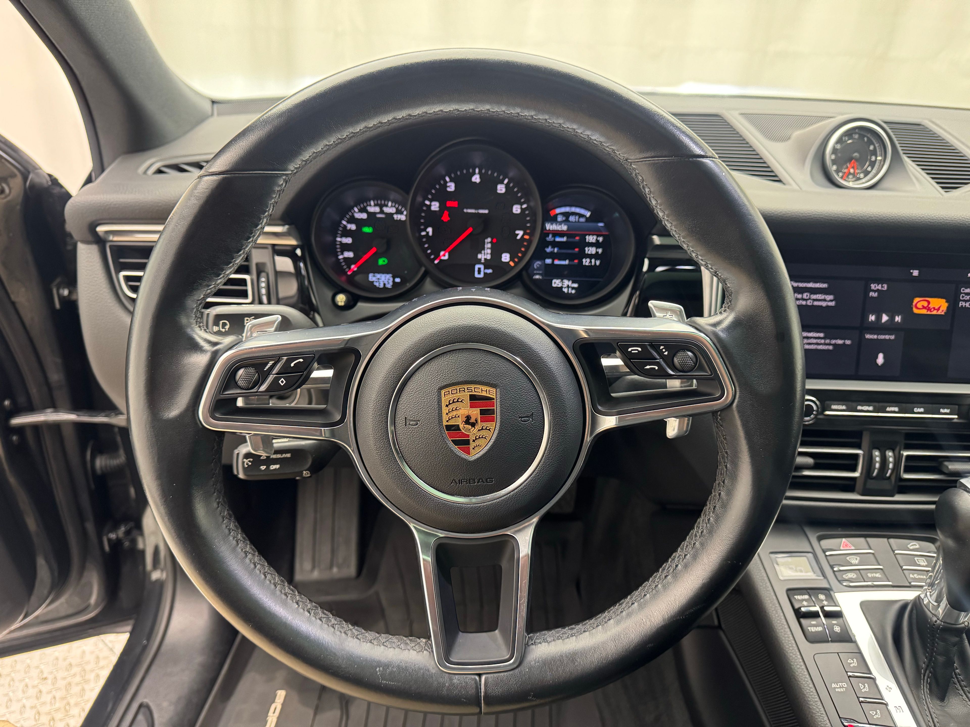Thumbnail: 2019 Porsche Macan - 6