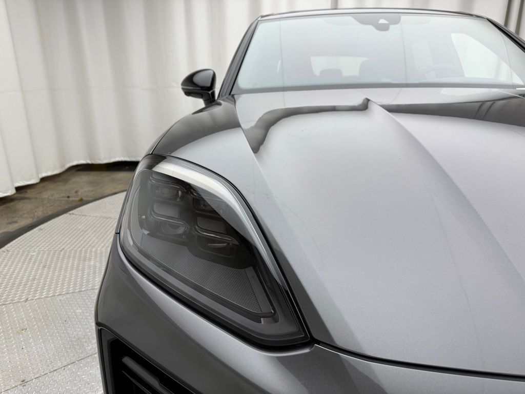 Thumbnail: 2025 Porsche Cayenne - 22