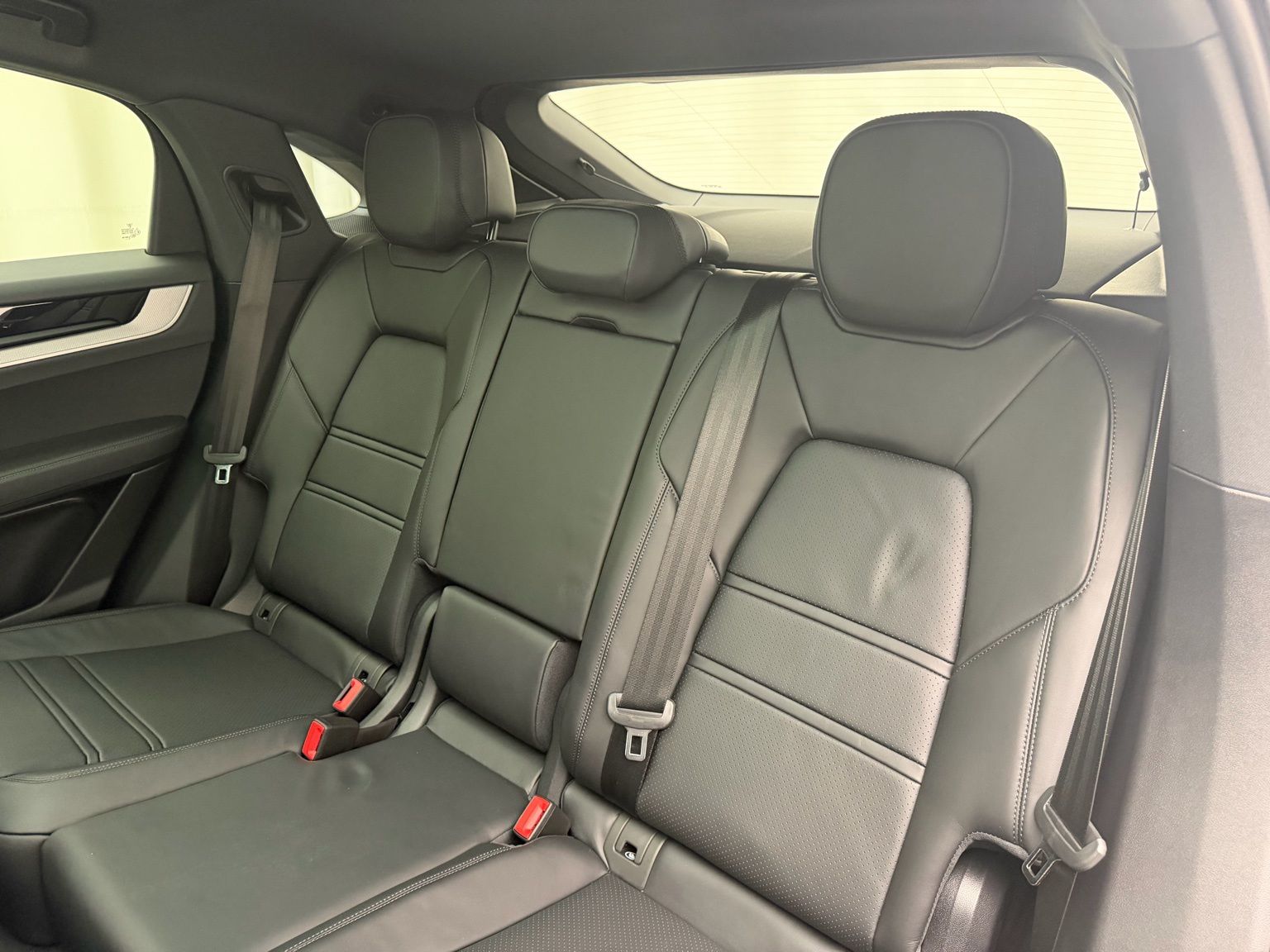 Thumbnail: 2026 Porsche  - 28