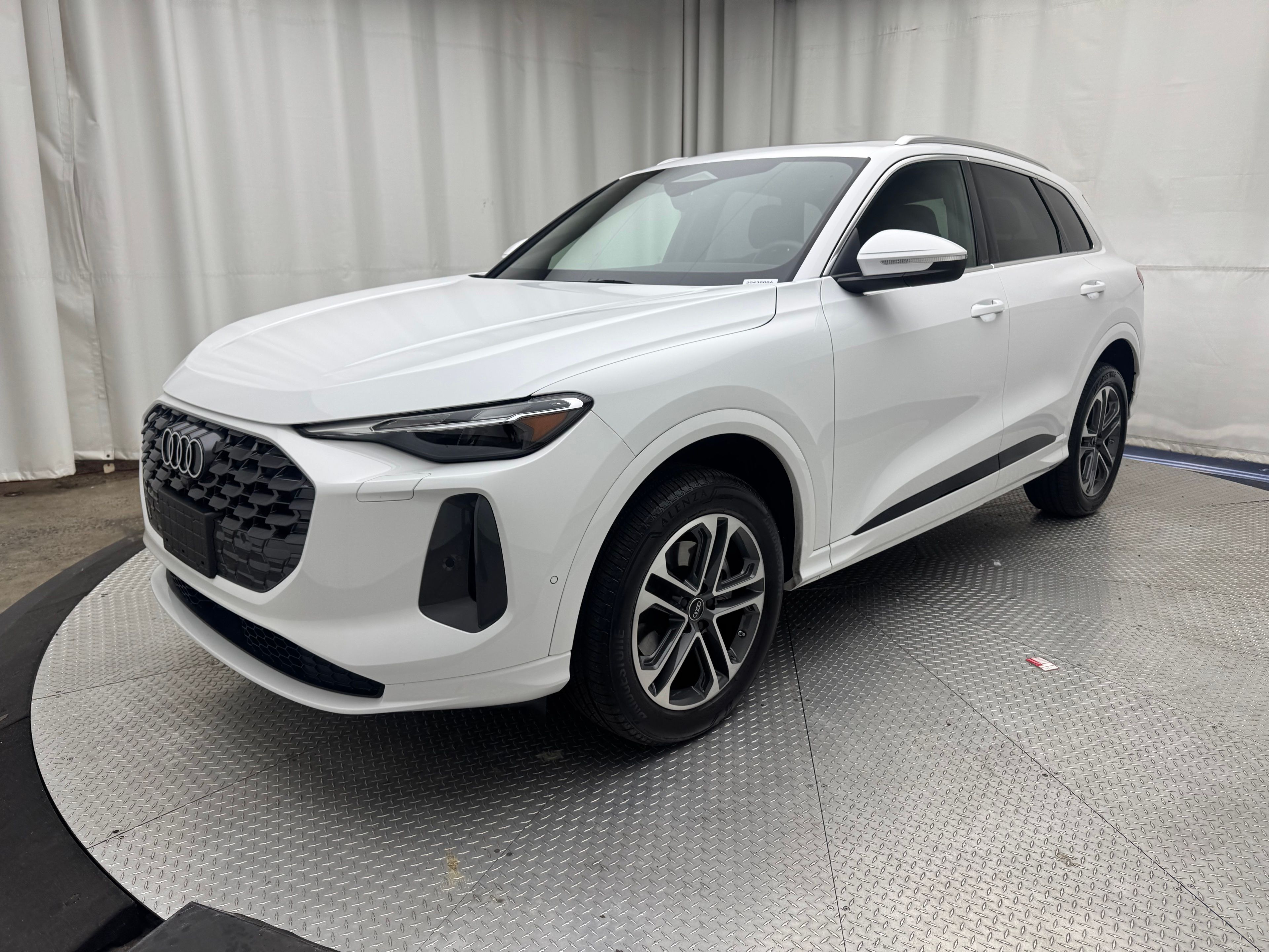 Thumbnail: 2025 Audi Q5 - 1