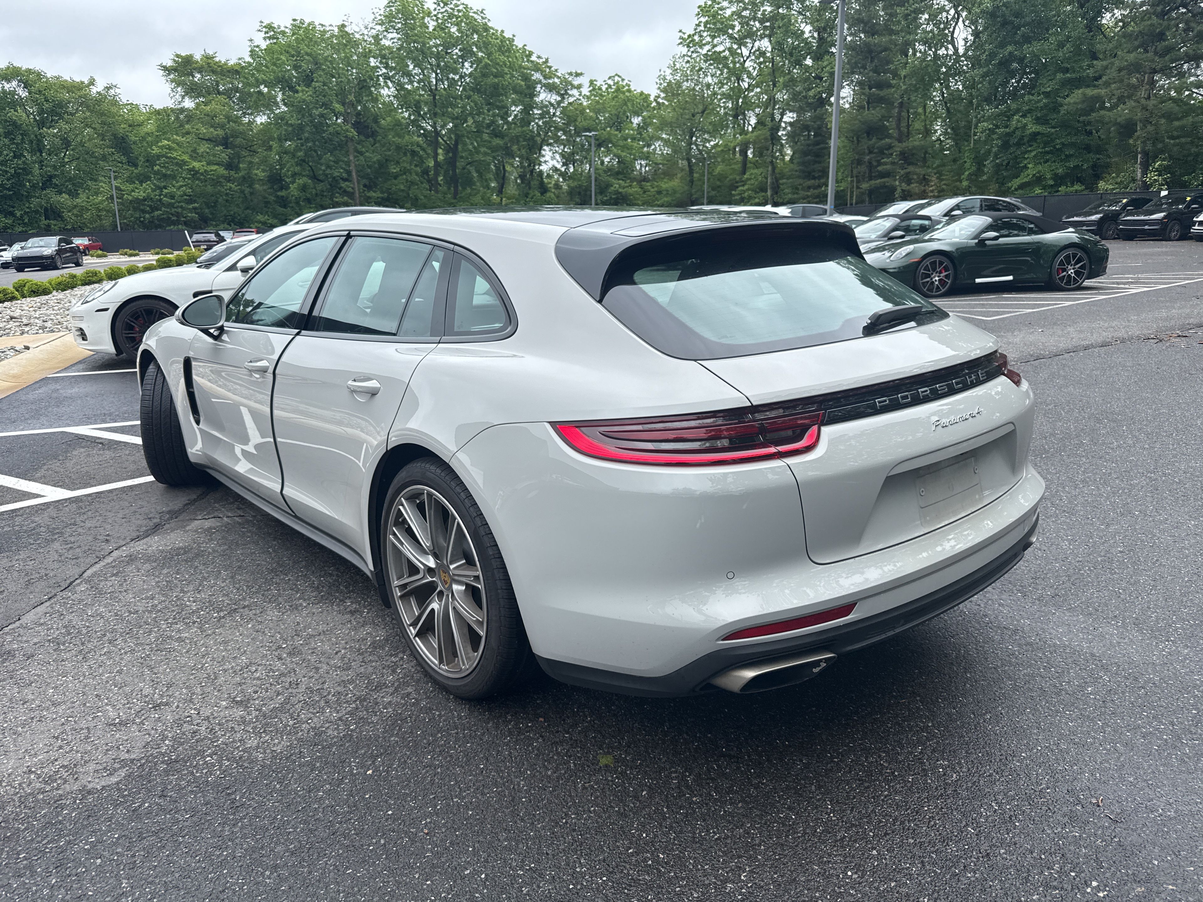 Thumbnail: 2018 Porsche Panamera - 4
