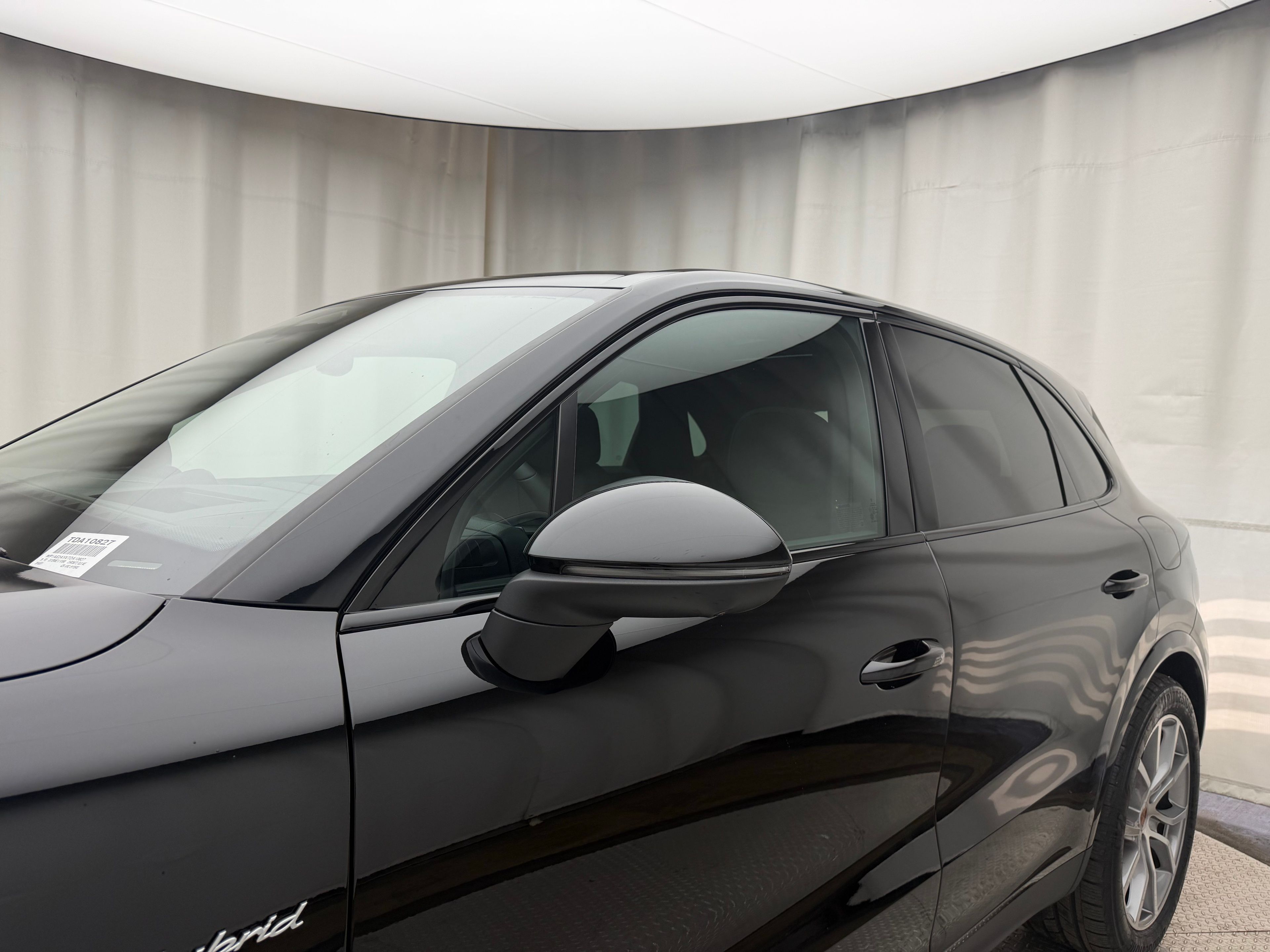 Thumbnail: 2026 Porsche Cayenne - 10