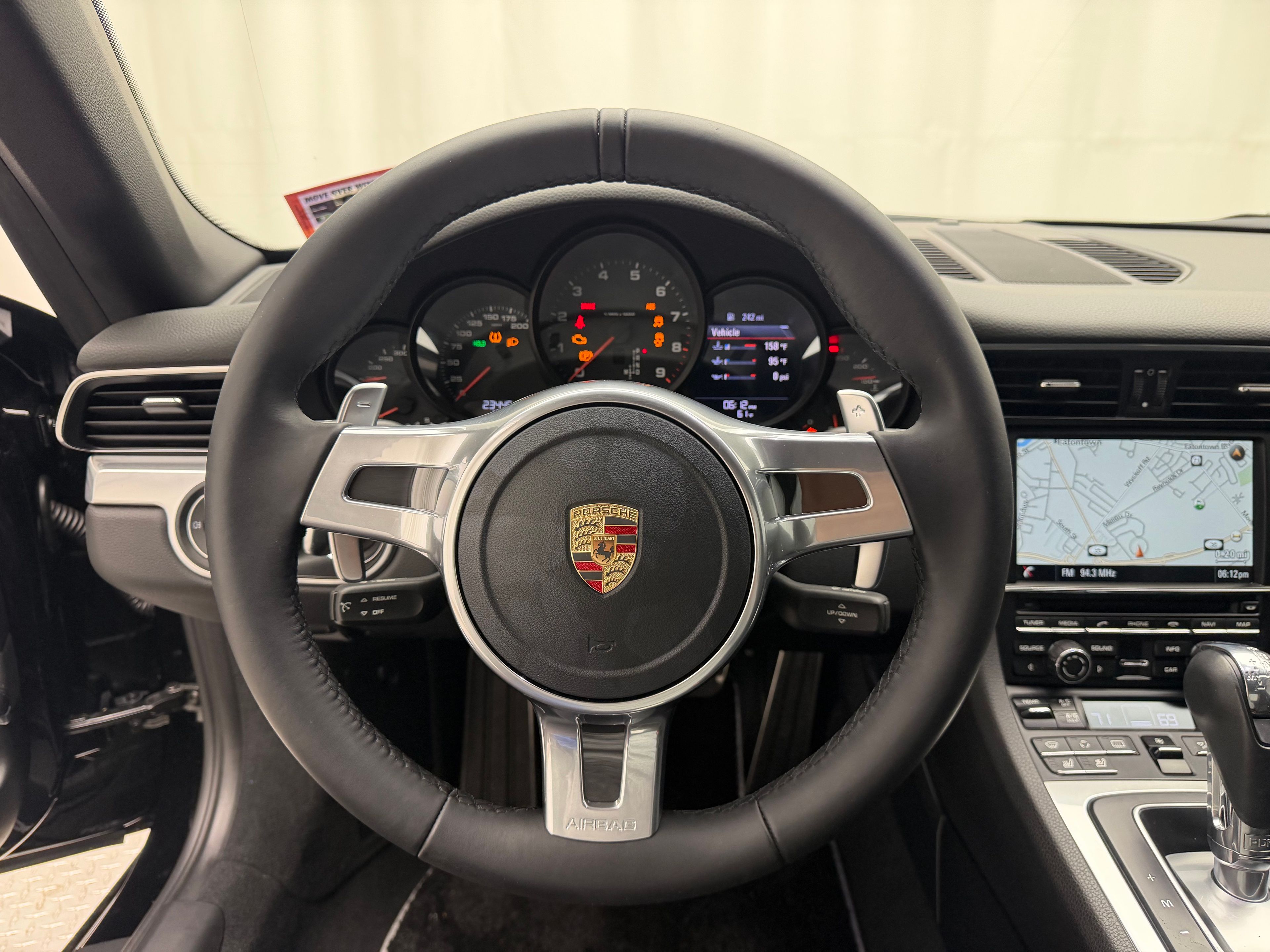 Thumbnail: 2013 Porsche 911 - 6