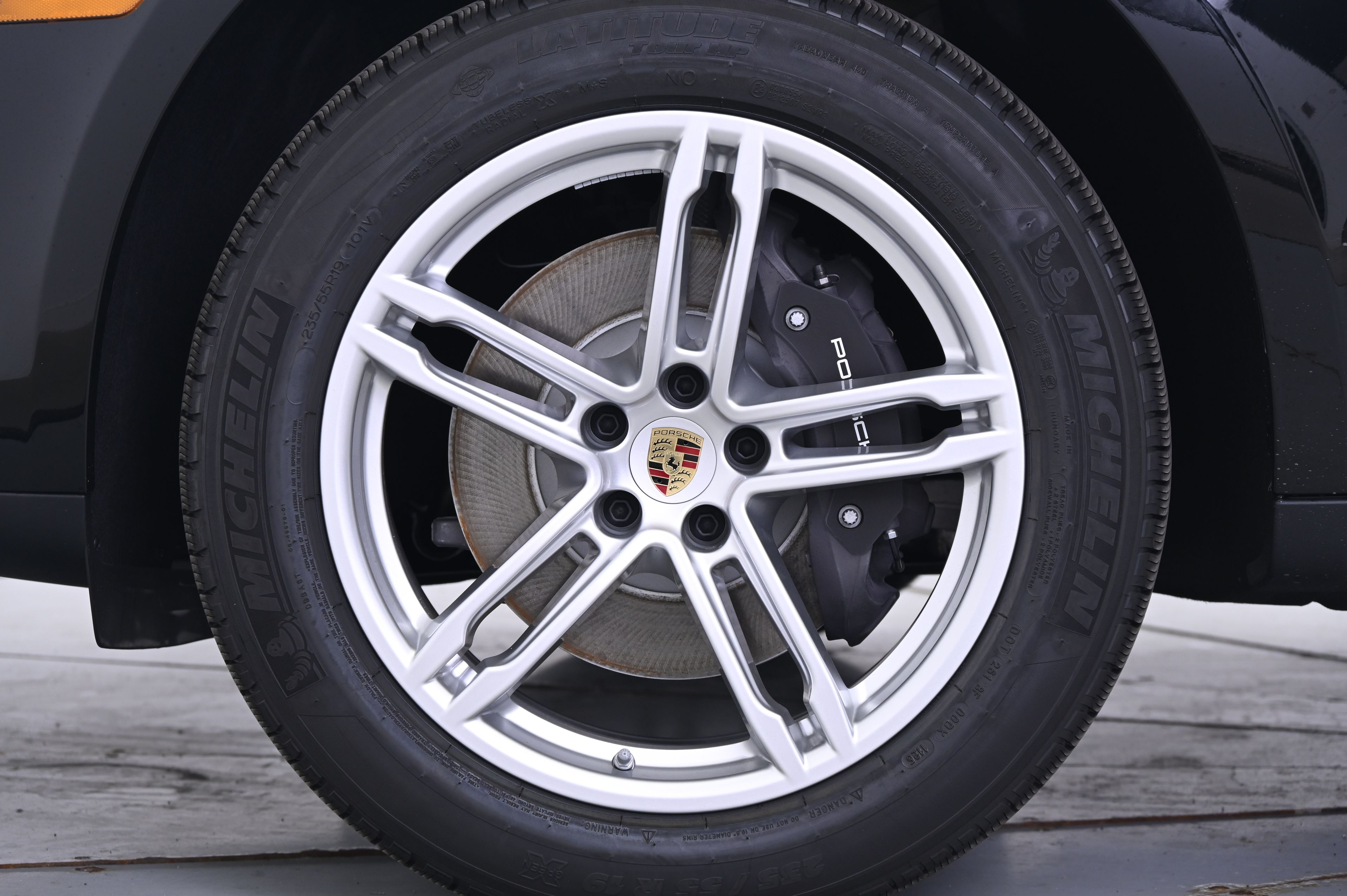 Thumbnail: 2025 Porsche Macan - 12