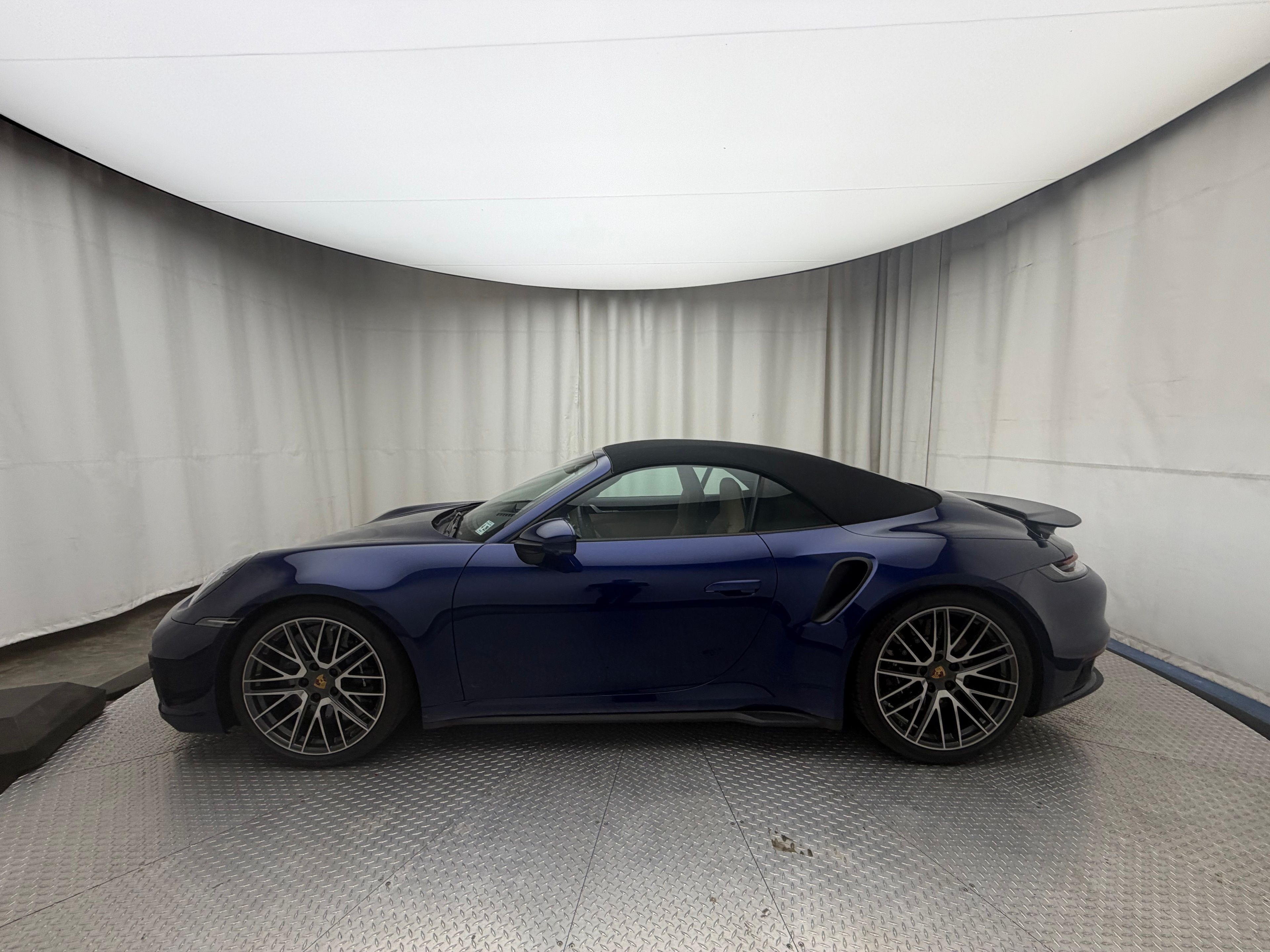 Thumbnail: 2024 Porsche 911 - 11