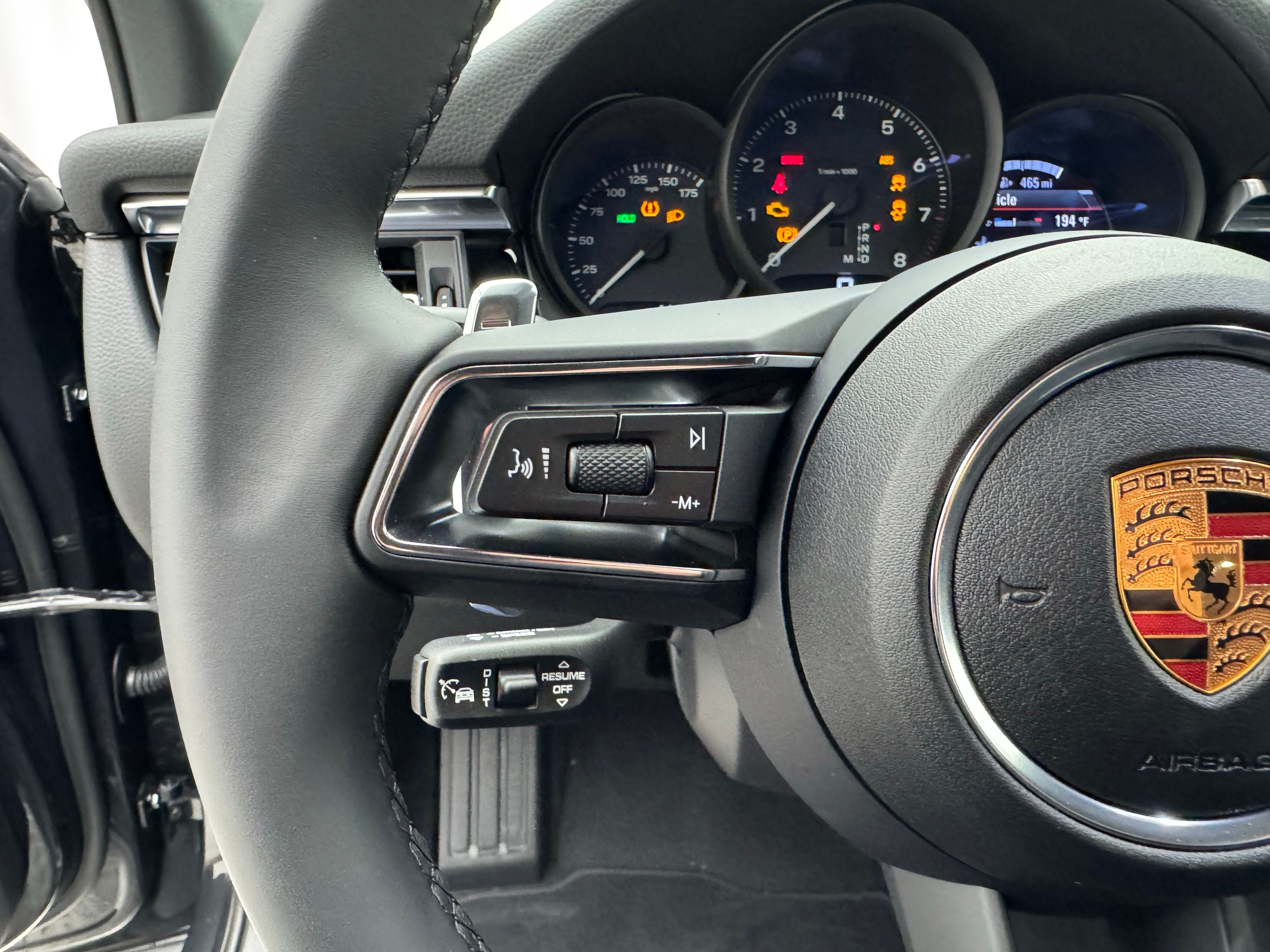 Thumbnail: 2026 Porsche Macan - 28