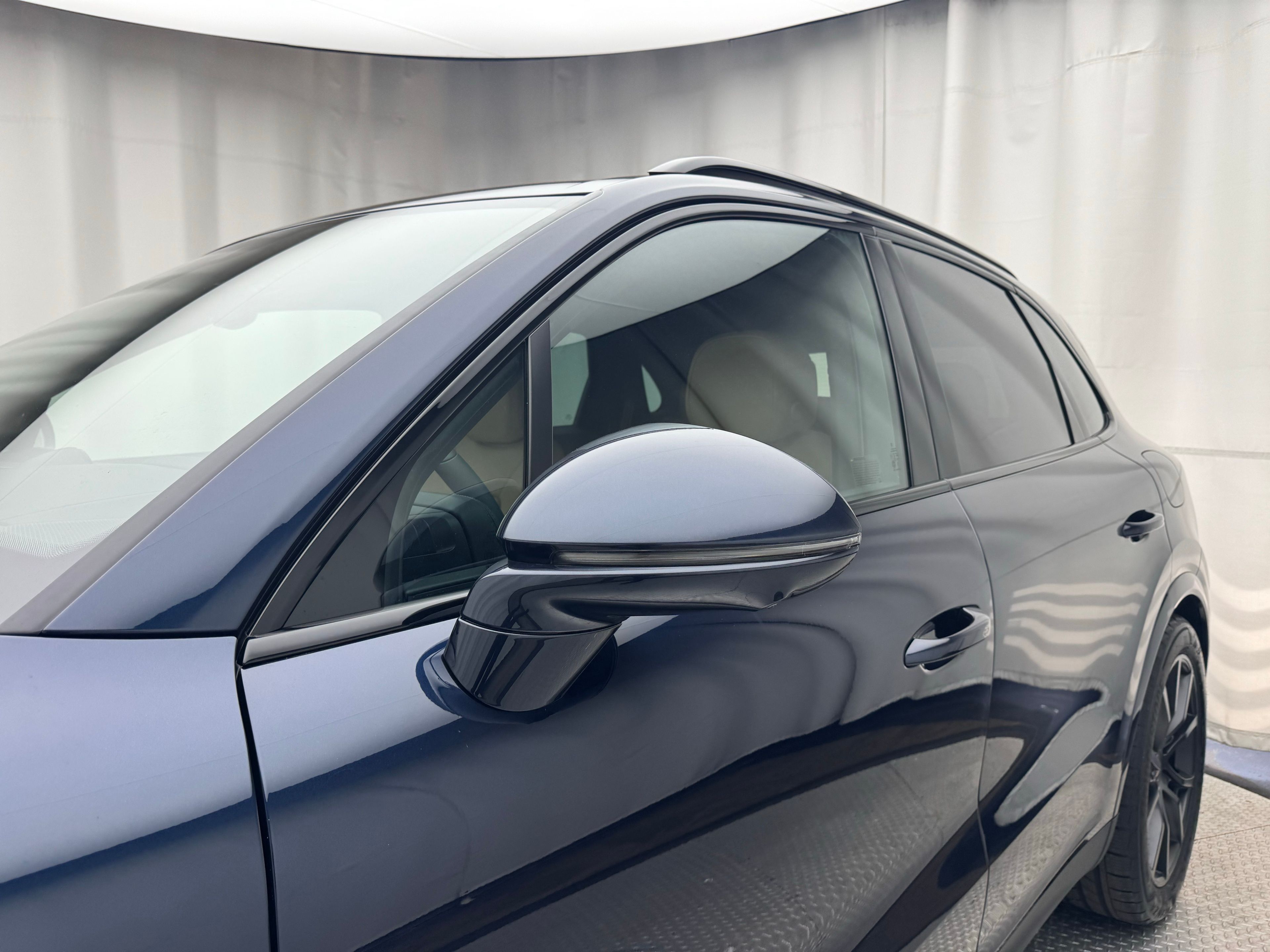 Thumbnail: 2026 Porsche Cayenne - 9