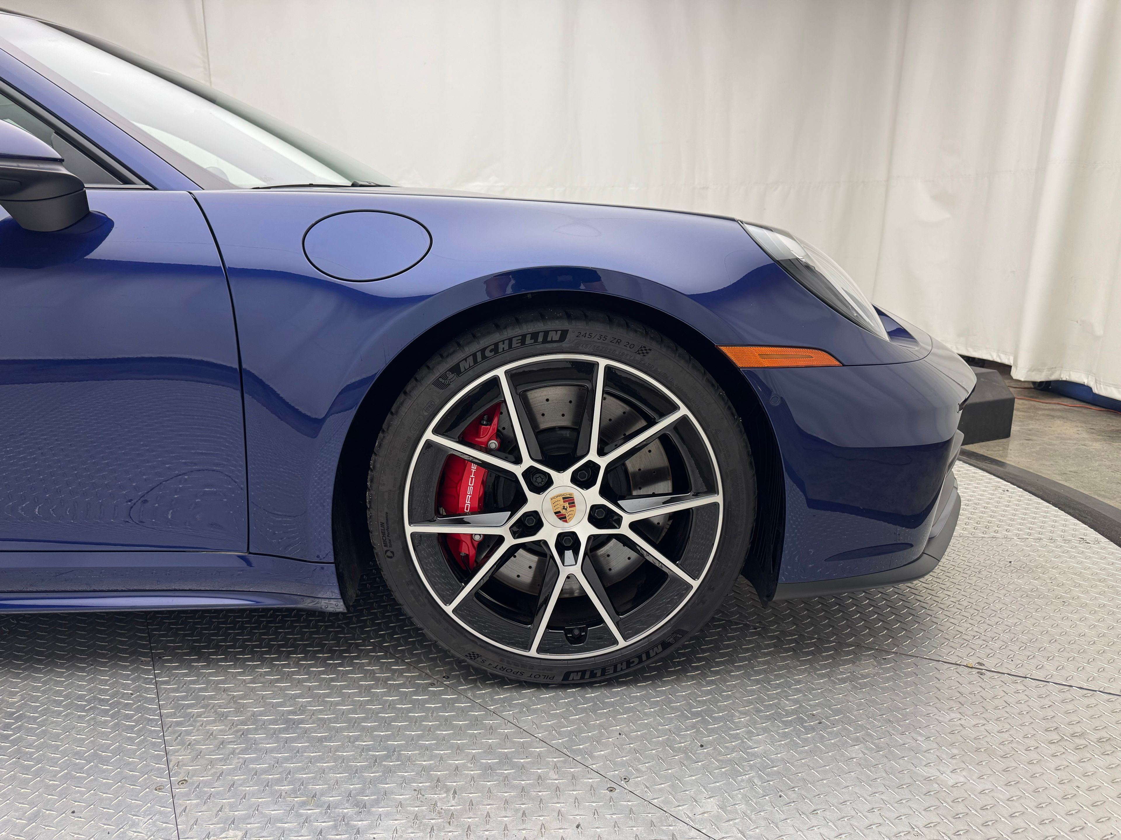 Thumbnail: 2026 Porsche 911 - 18