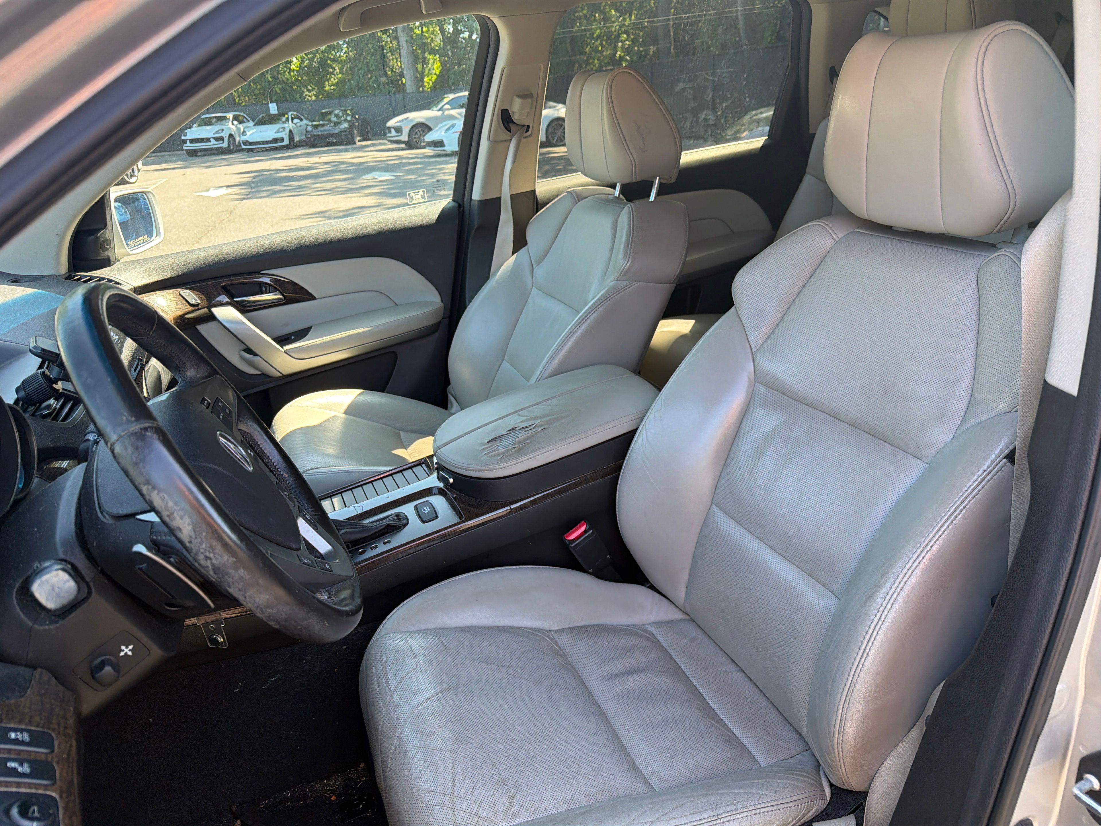 Thumbnail: 2011 Acura MDX - 4