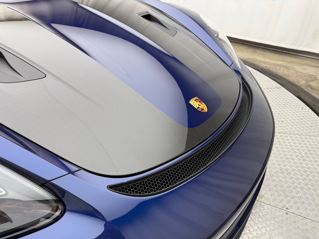 Thumbnail: 2025 Porsche  - 22