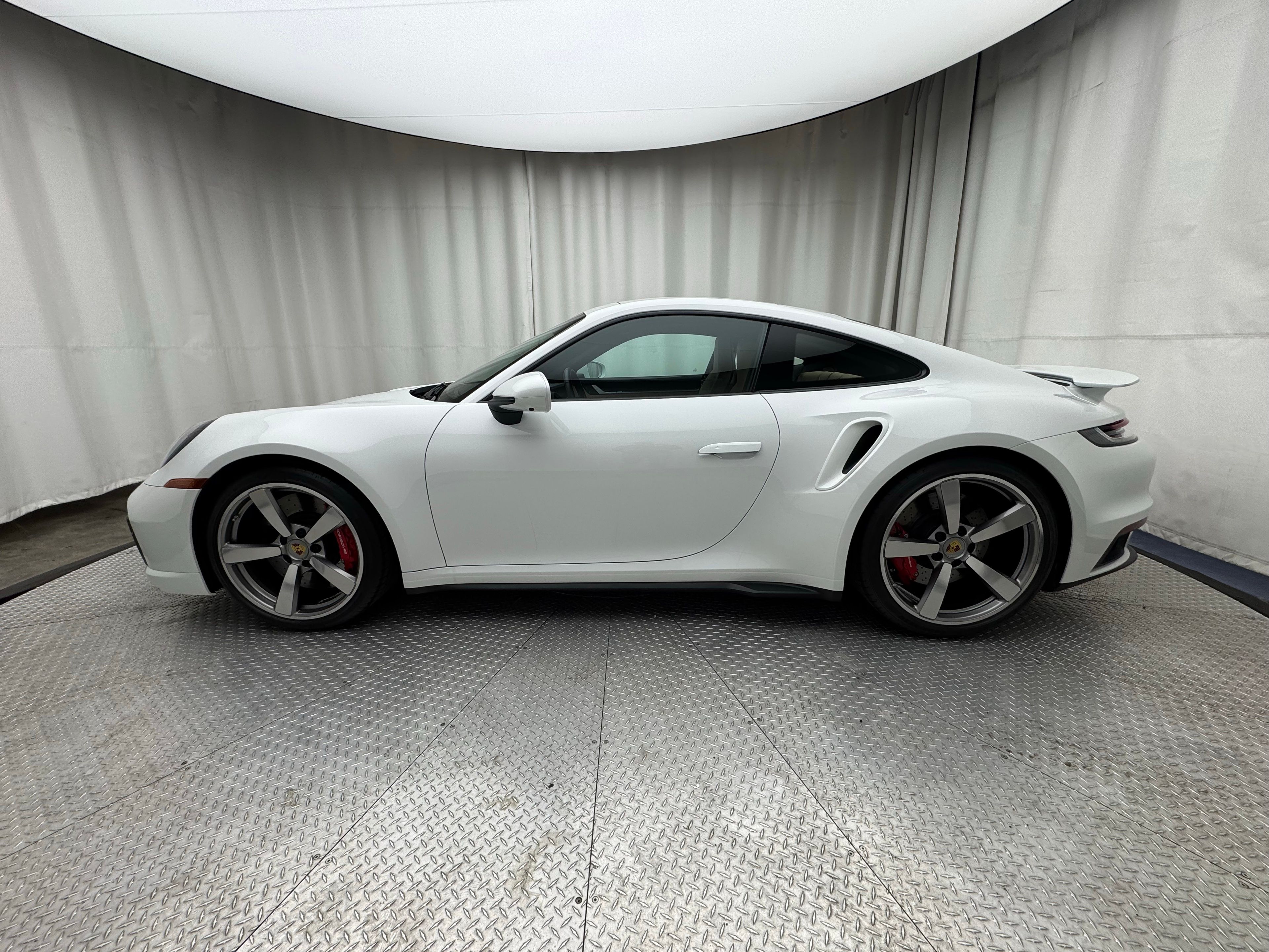 Thumbnail: 2024 Porsche 911 - 2