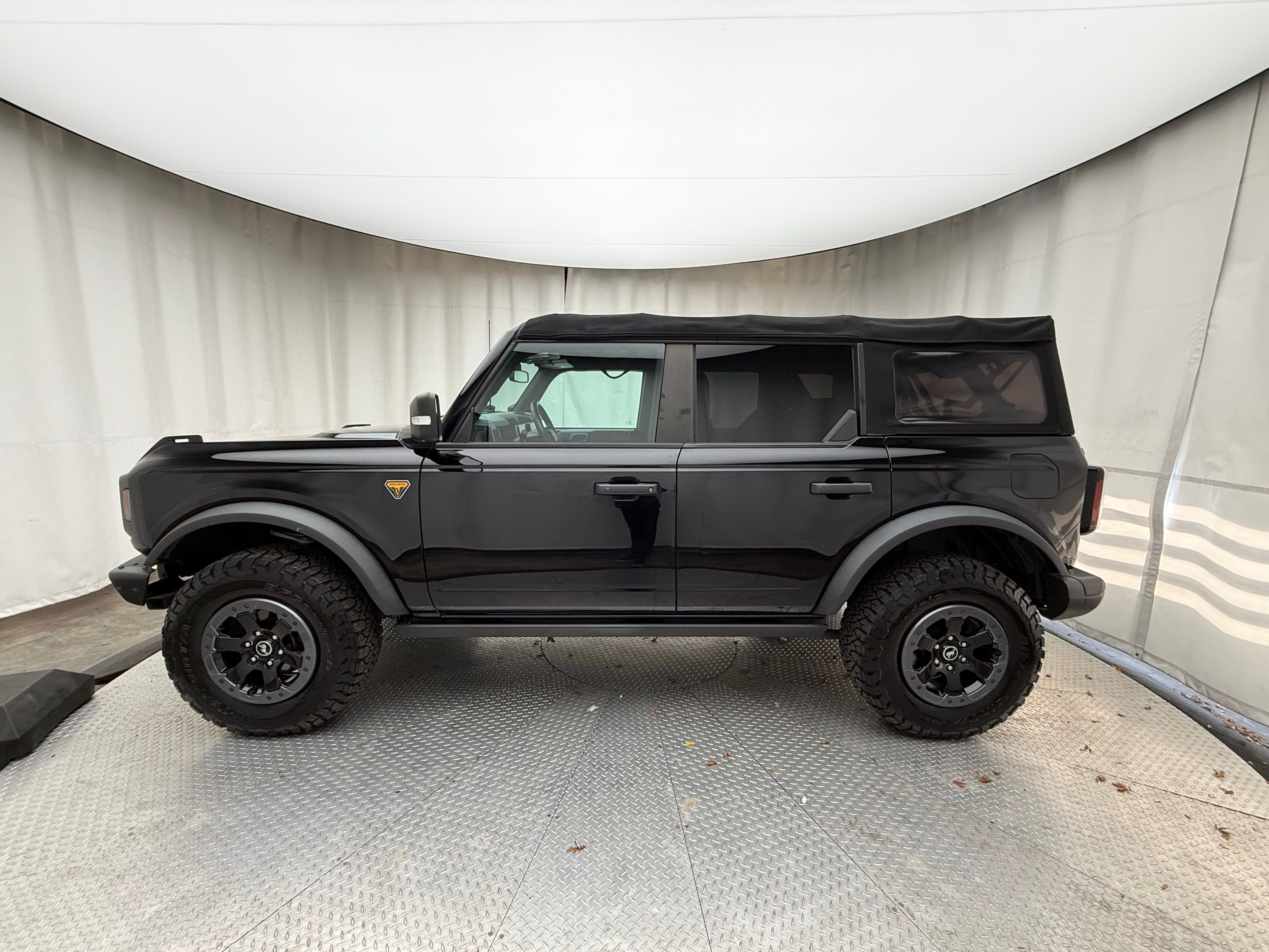 Thumbnail: 2022 Ford Bronco - 3