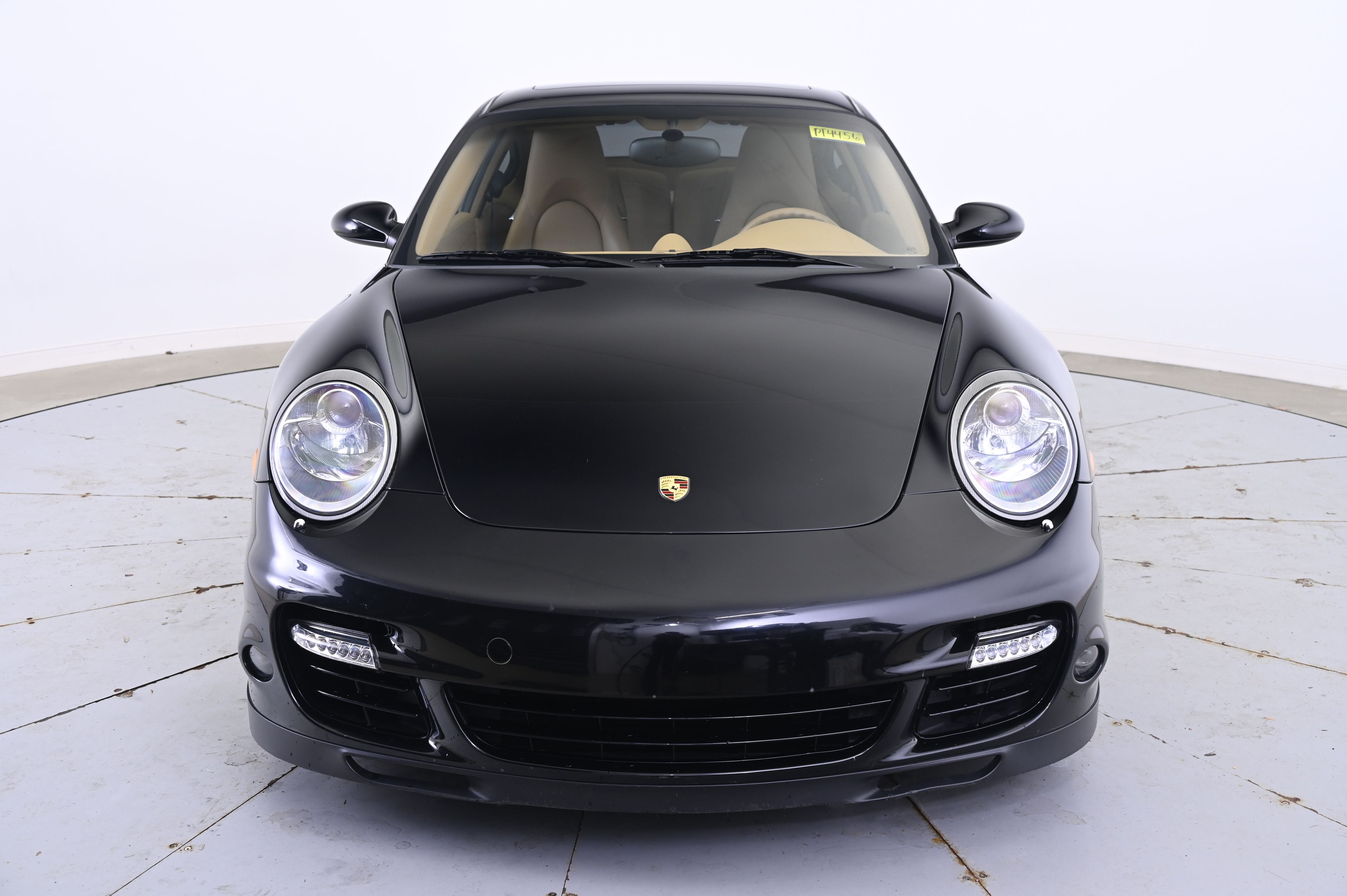 Thumbnail: 2009 Porsche 911 - 10