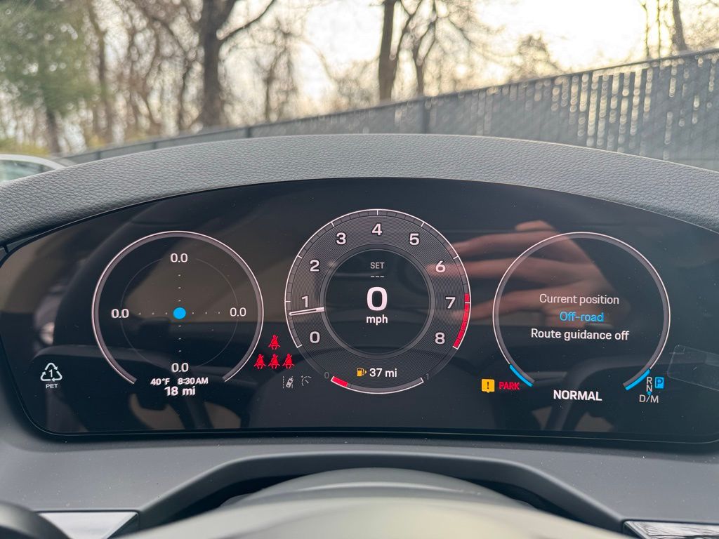 Thumbnail: 2025 Porsche Panamera - 18