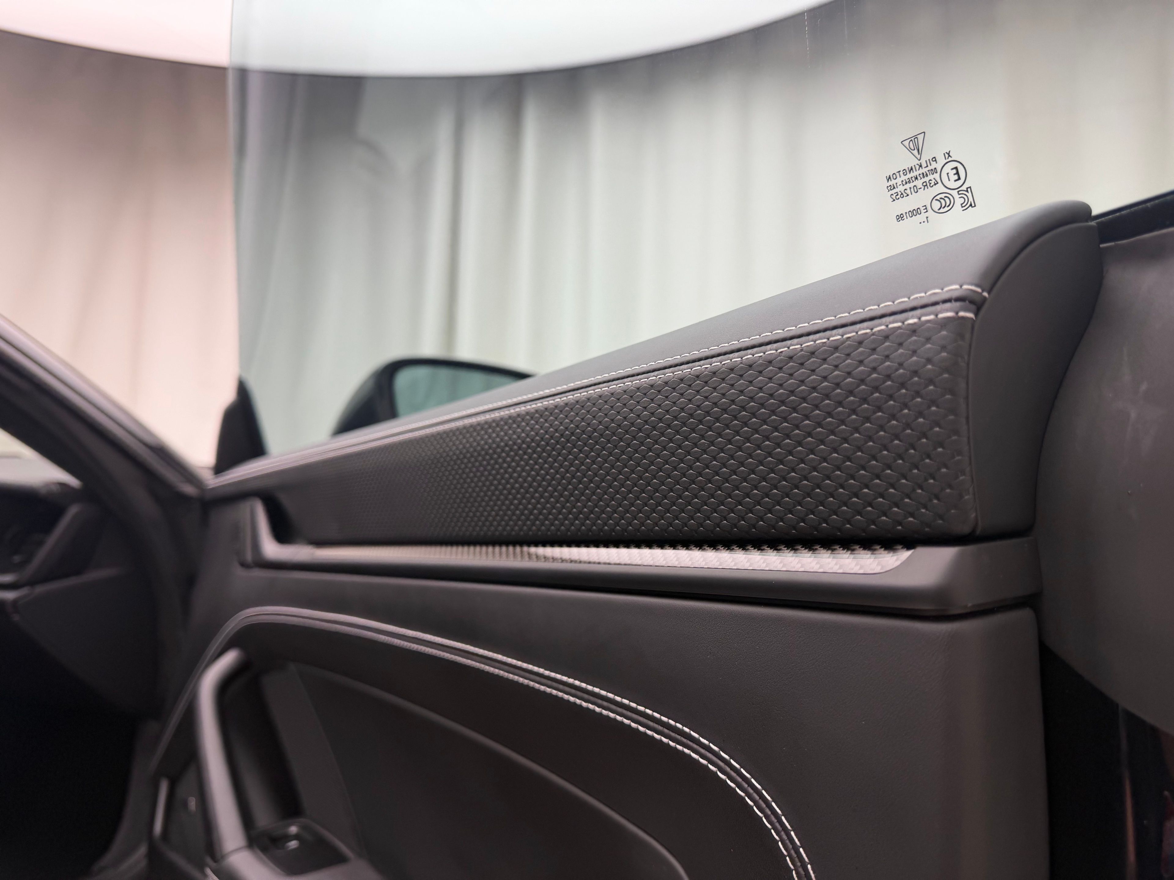 Thumbnail: 2022 Porsche 911 - 18