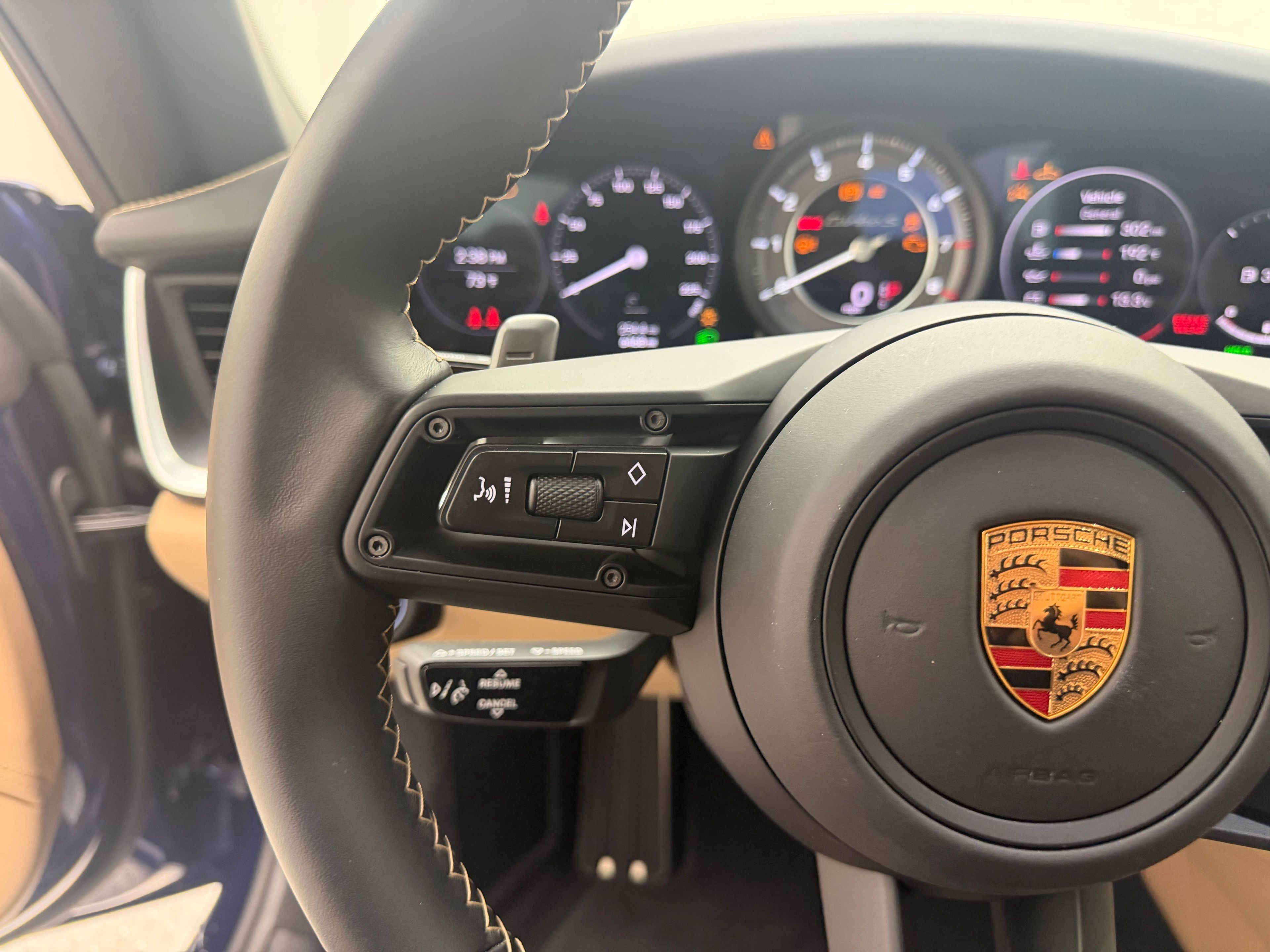 Thumbnail: 2024 Porsche 911 - 27