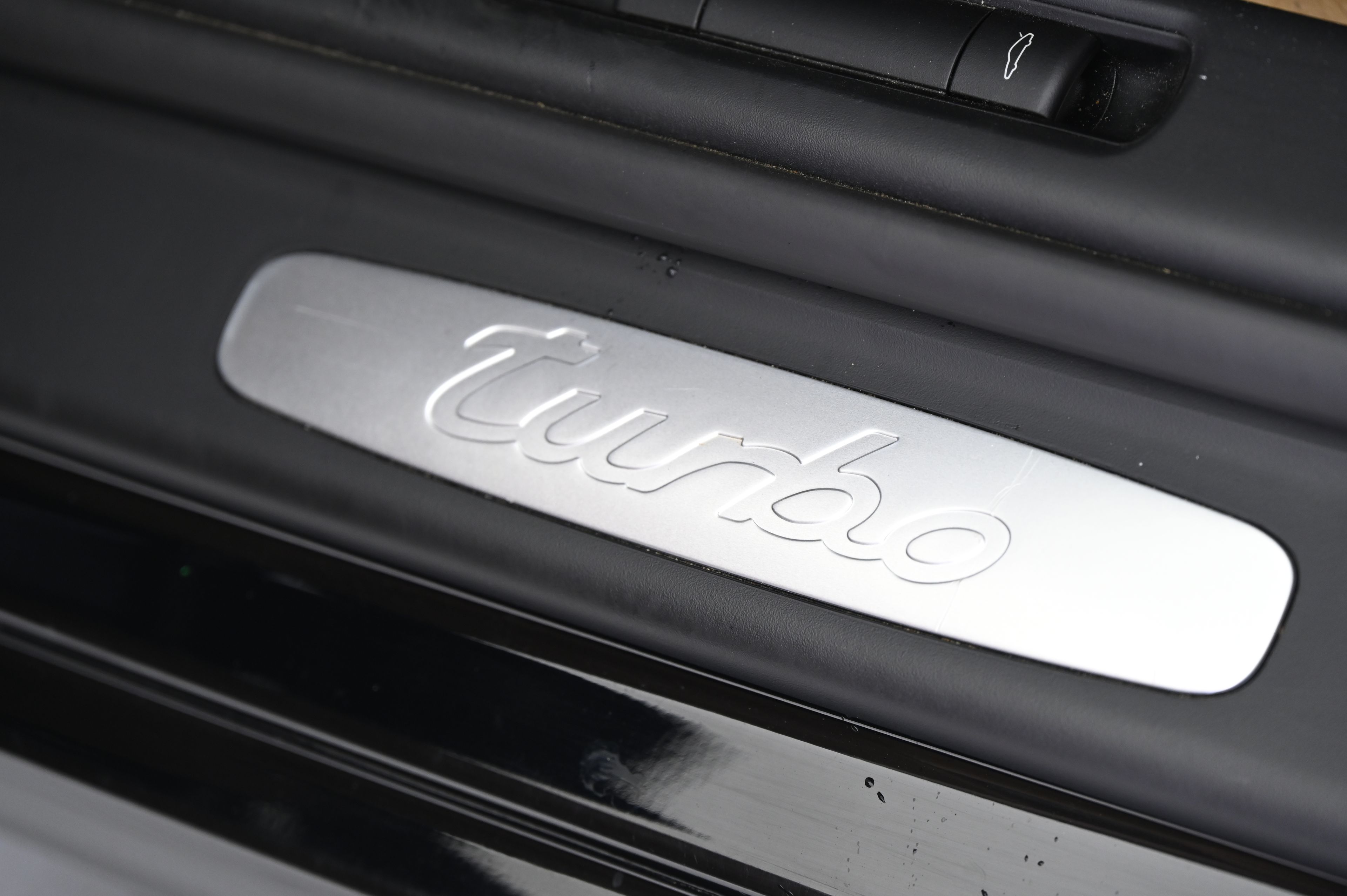 Thumbnail: 2009 Porsche 911 - 27