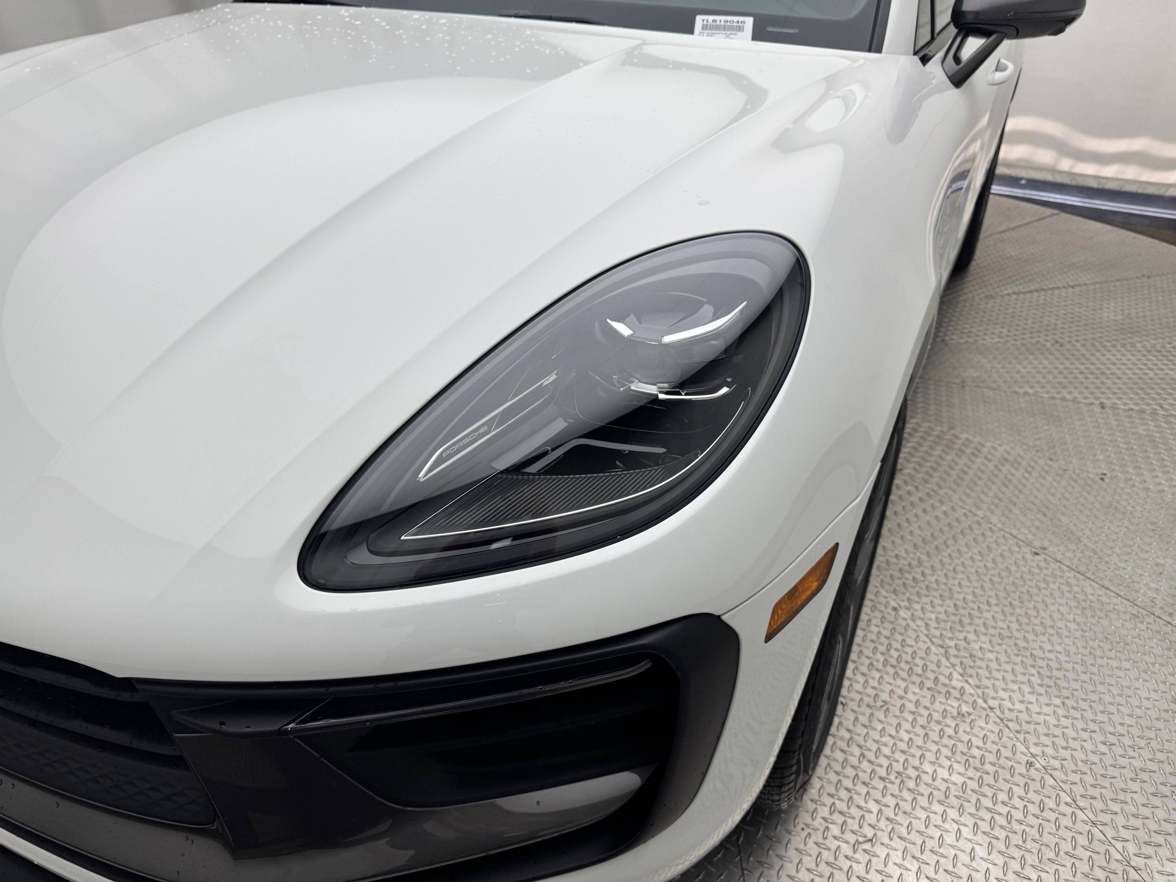 Thumbnail: 2026 Porsche Macan - 22
