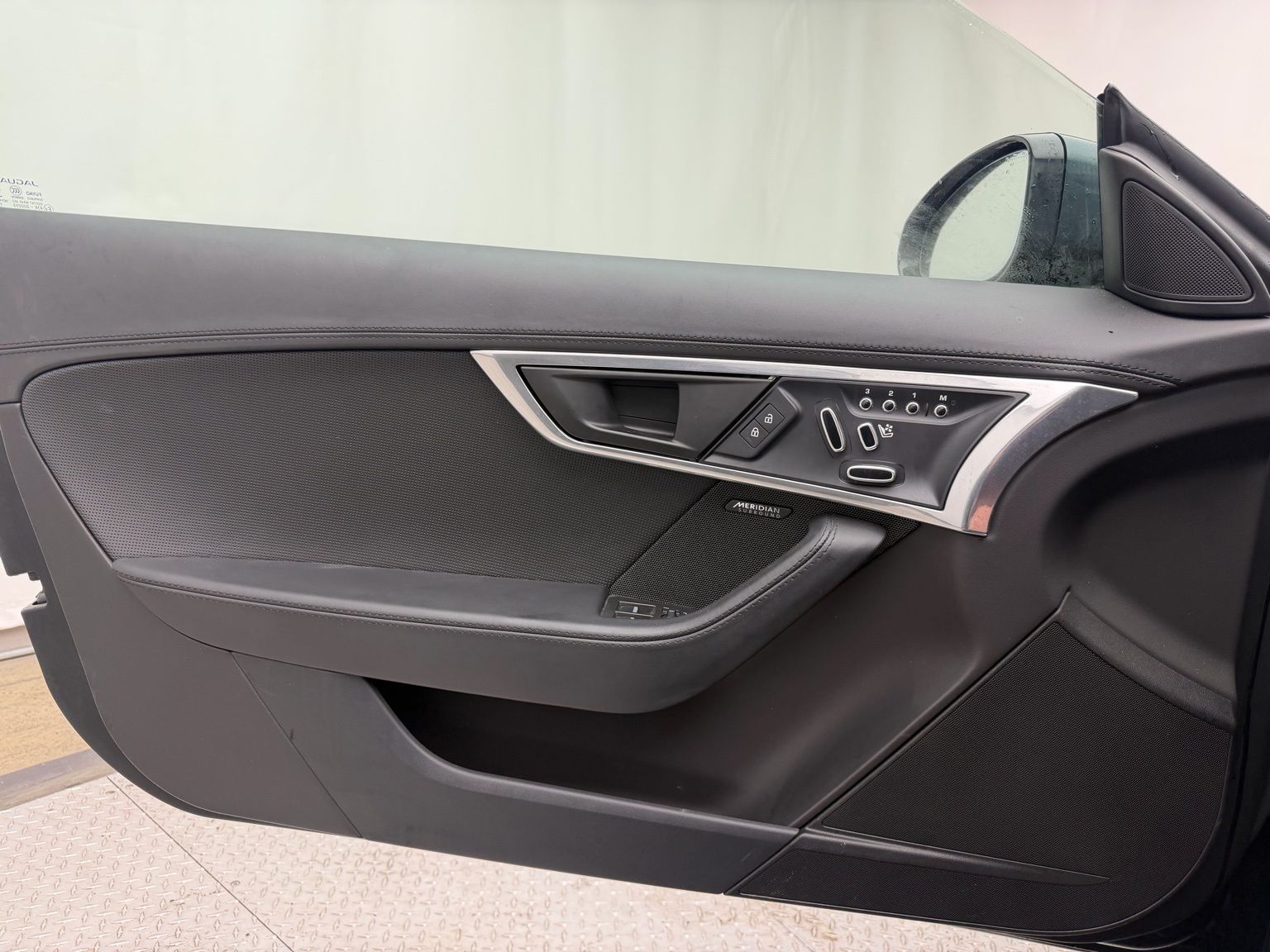 Thumbnail: 2021 Jaguar F-Type - 29