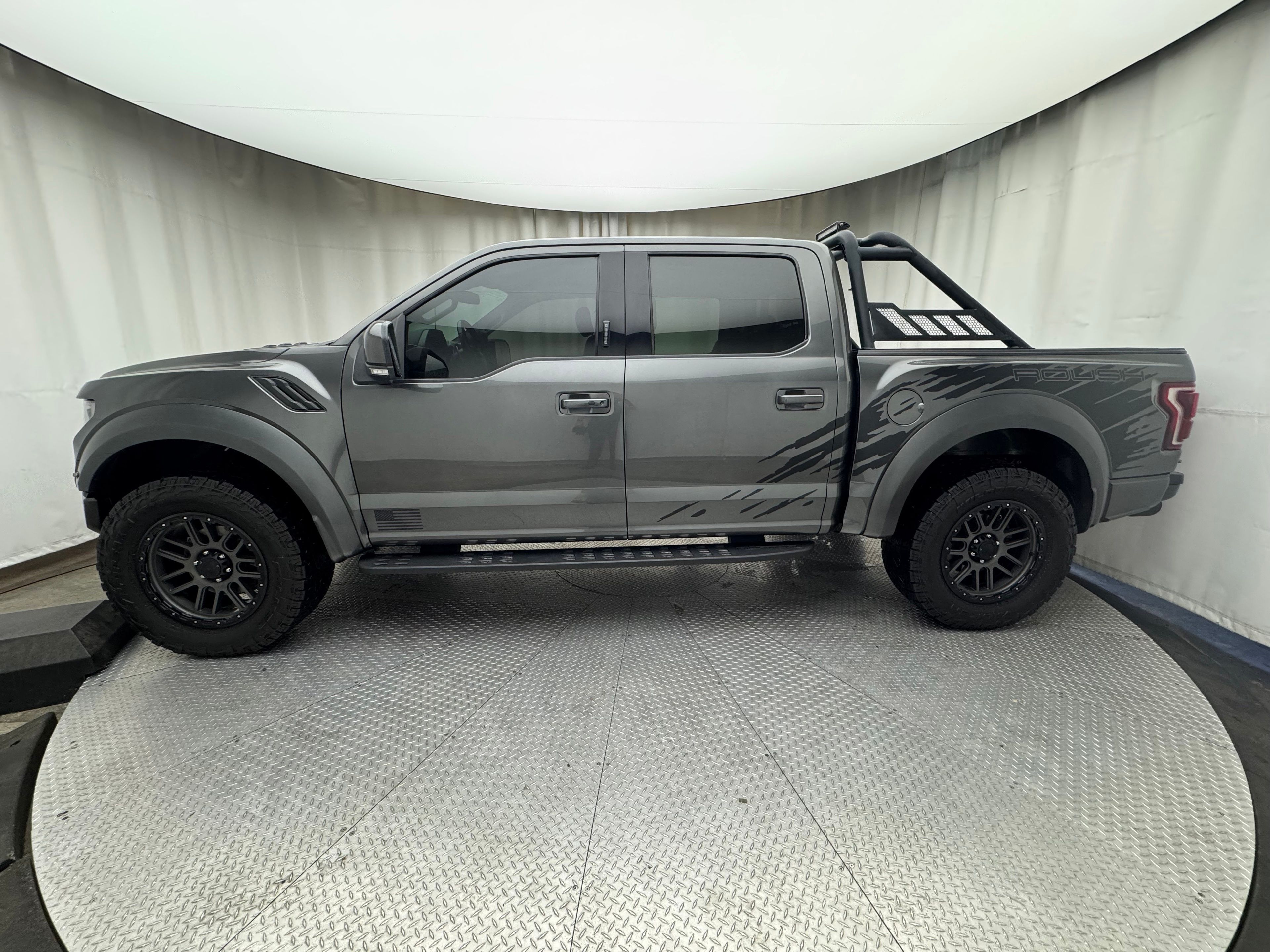 Thumbnail: 2019 Ford F-150 - 1