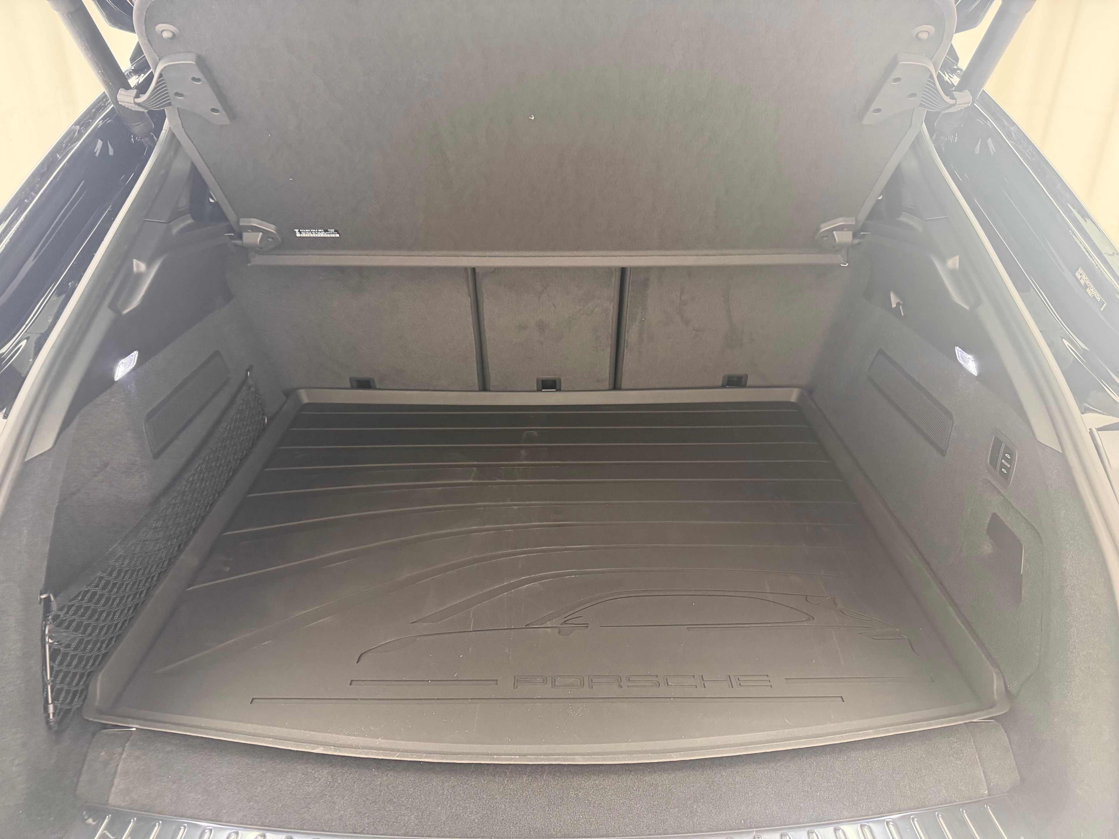 Thumbnail: 2026 Porsche  - 26