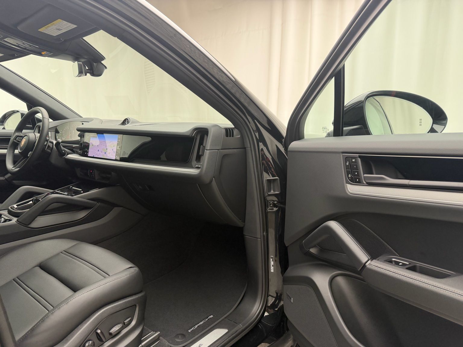 Thumbnail: 2026 Porsche  - 17