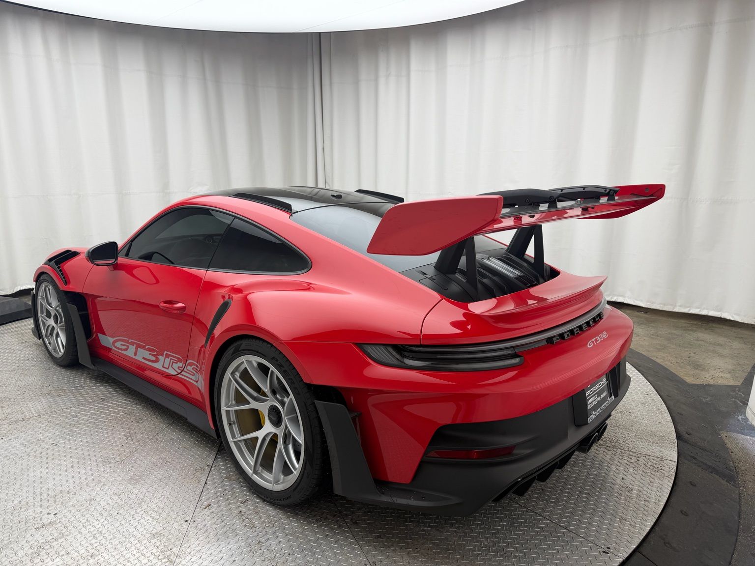 Thumbnail: 2024 Porsche 911 - 3