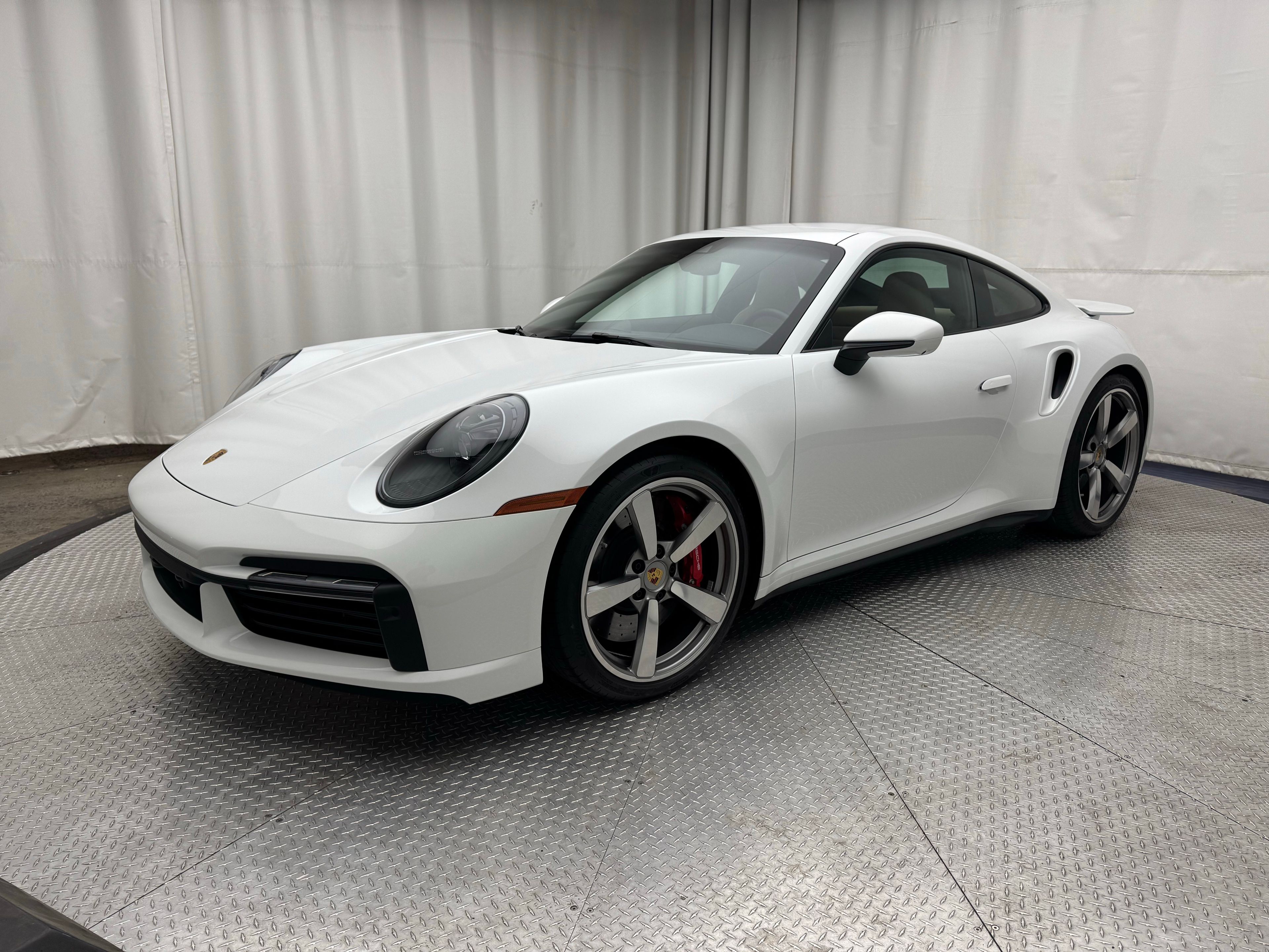 Thumbnail: 2024 Porsche 911 - 1
