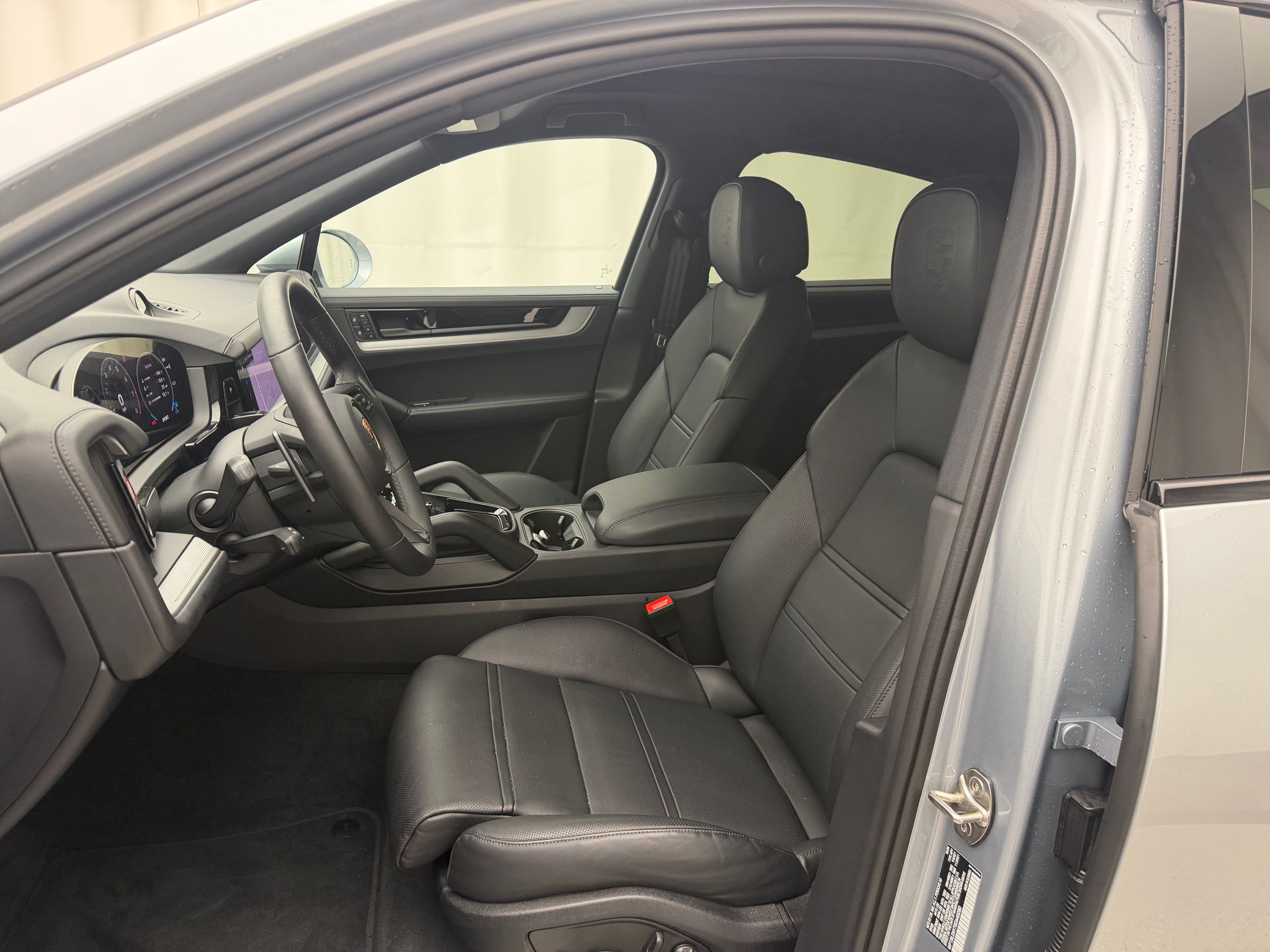 Thumbnail: 2025 Porsche  - 5