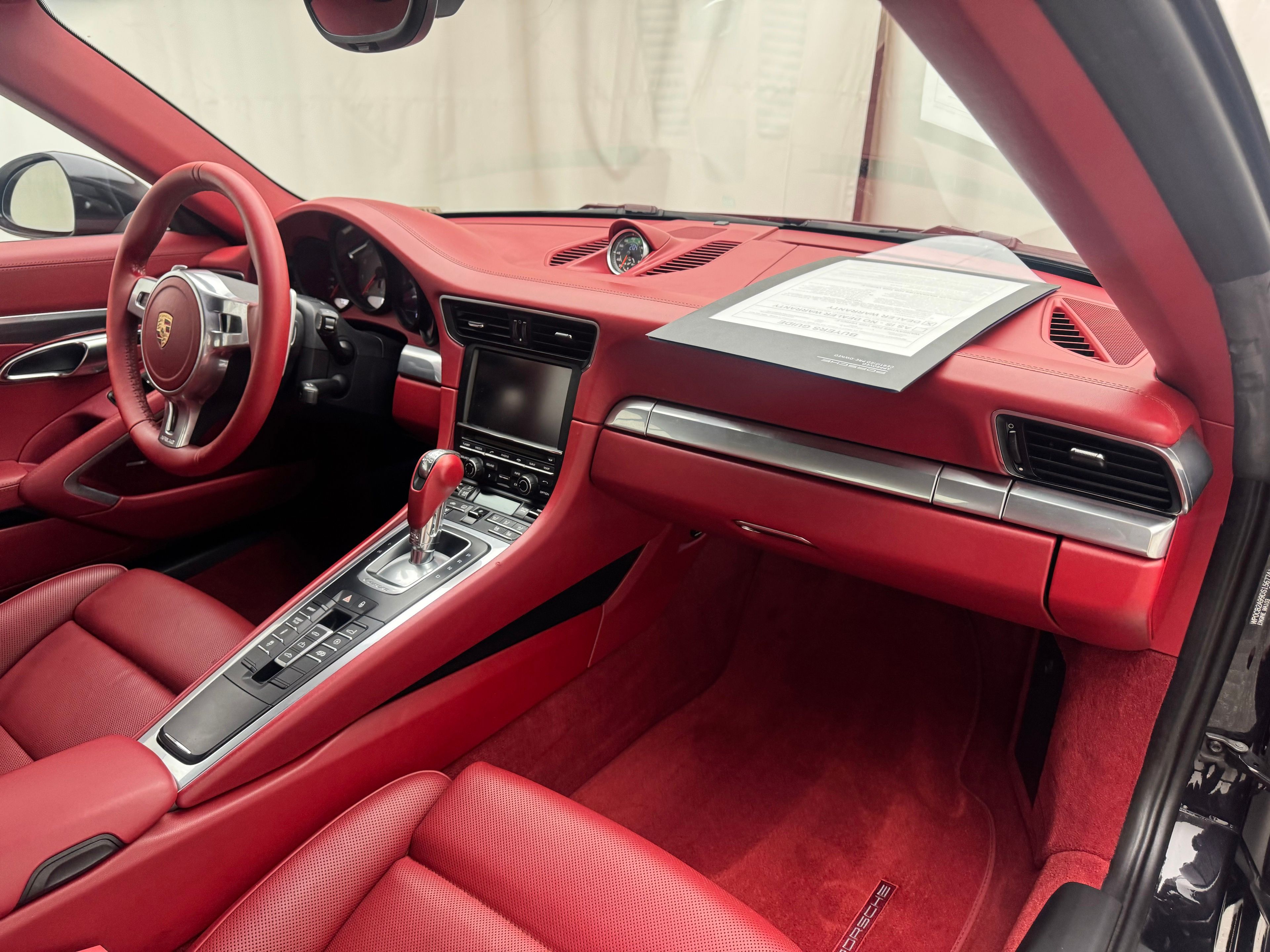 Thumbnail: 2013 Porsche 911 - 27