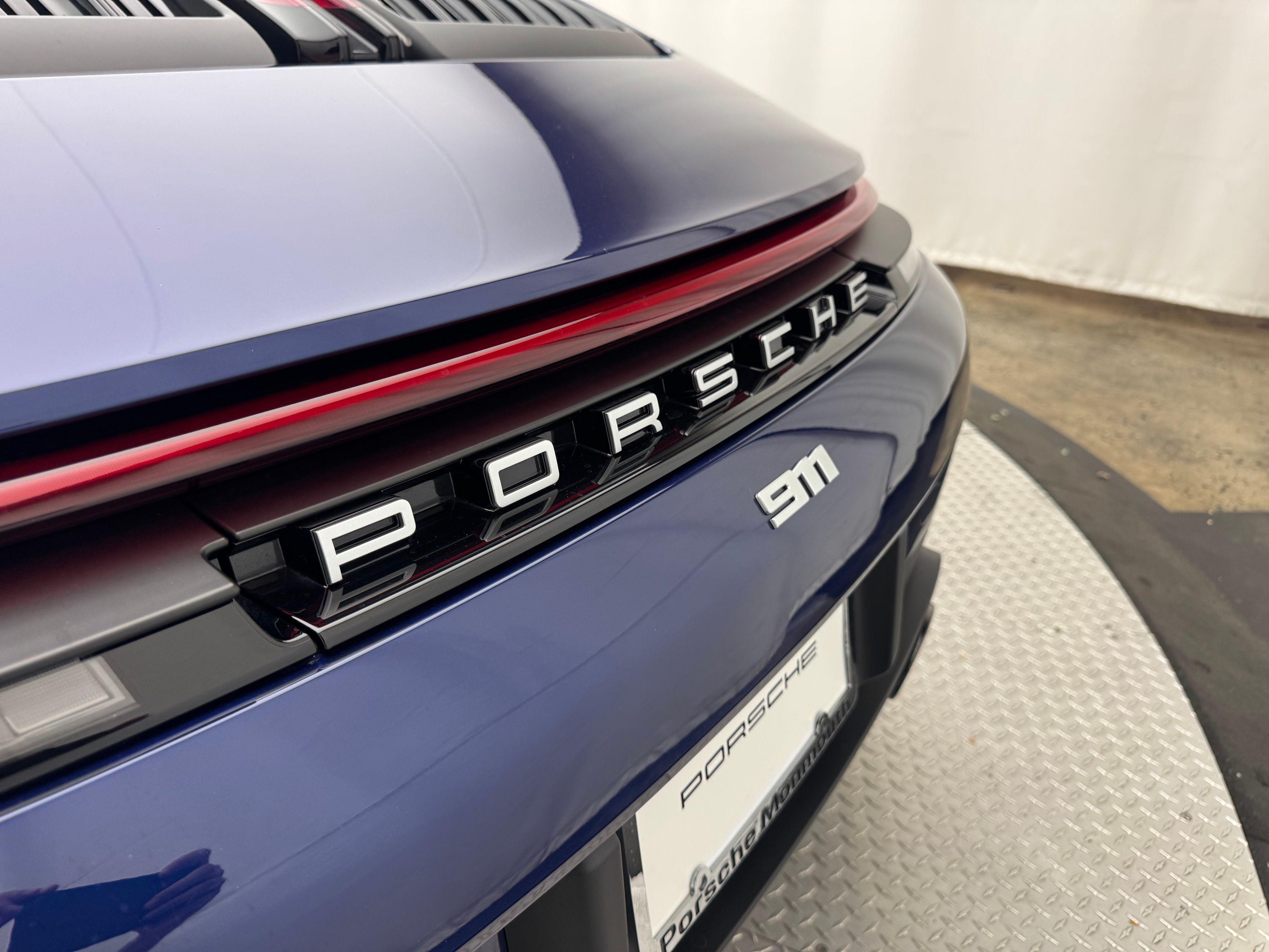 Thumbnail: 2026 Porsche 911 - 11