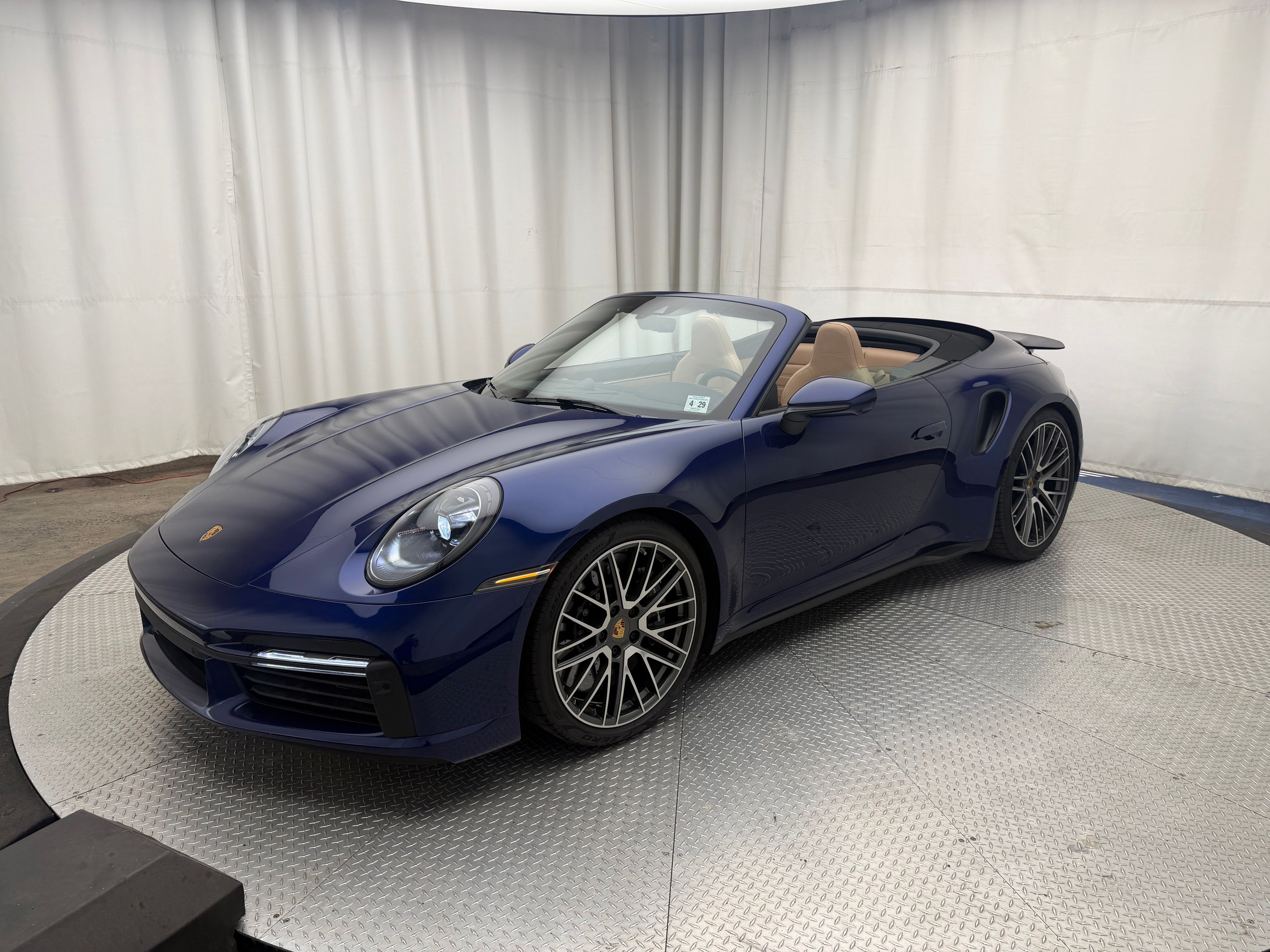 Thumbnail: 2024 Porsche 911 - 1