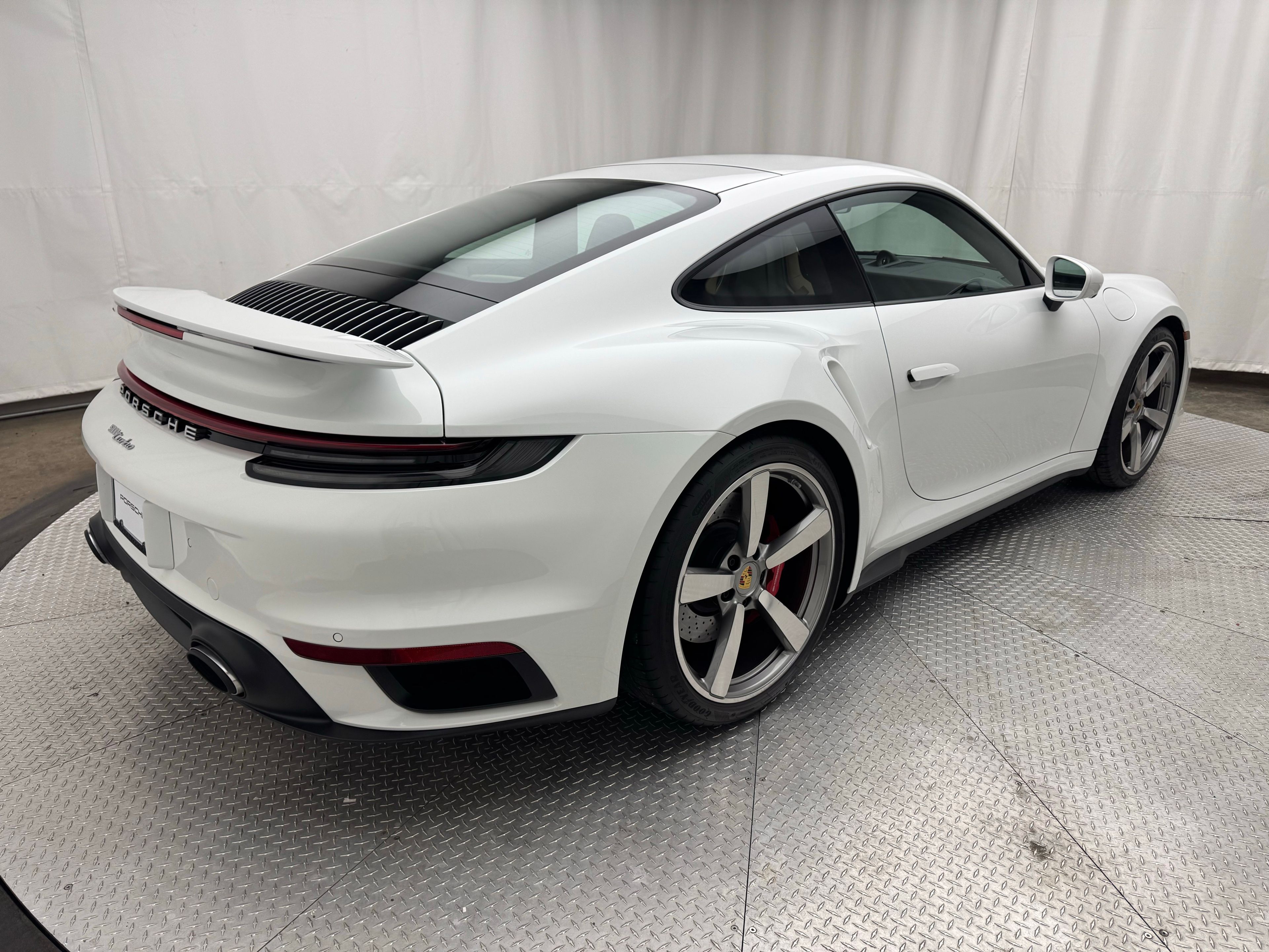 Thumbnail: 2024 Porsche 911 - 12