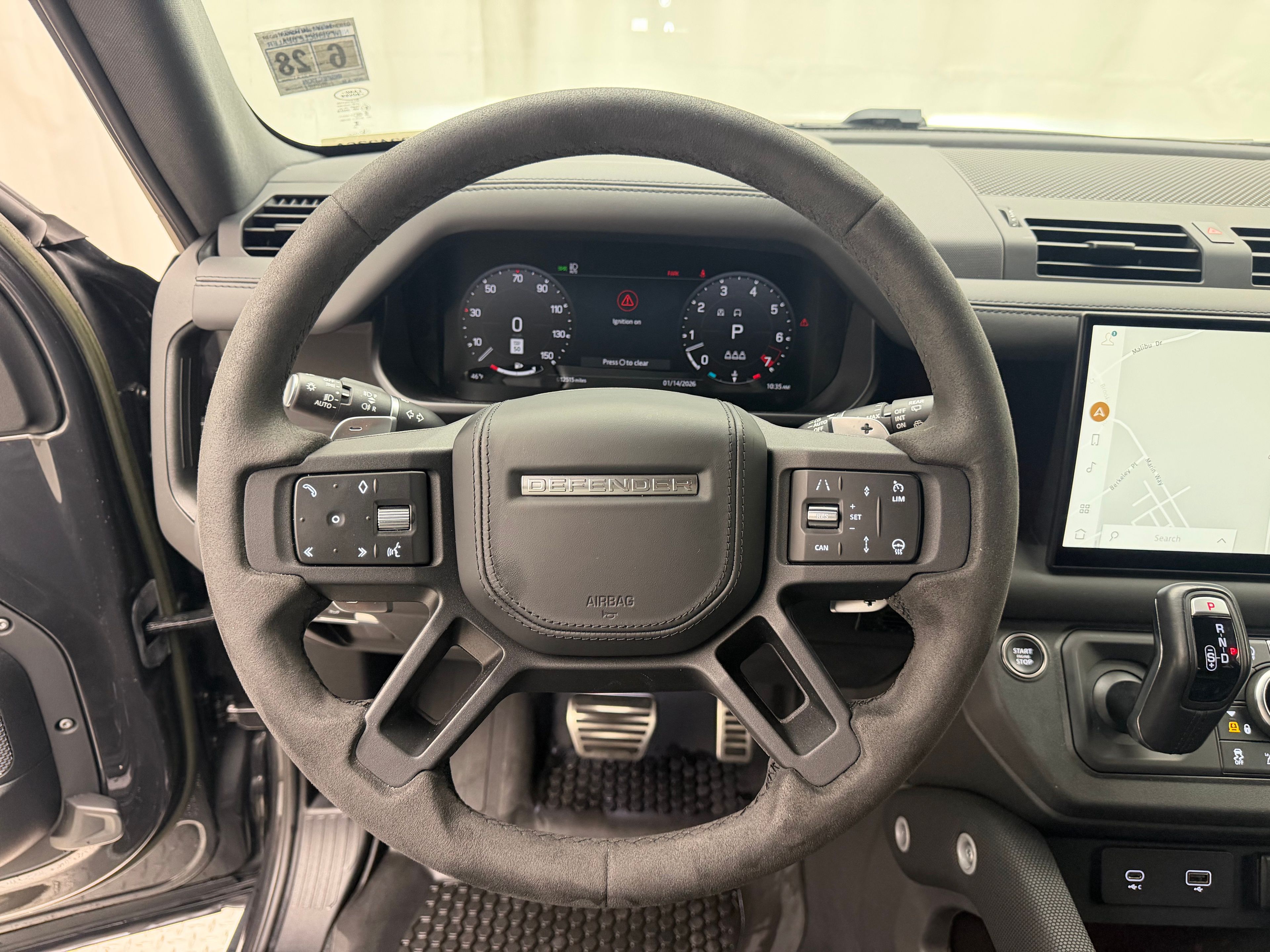 Thumbnail: 2023 Land Rover Defender - 6