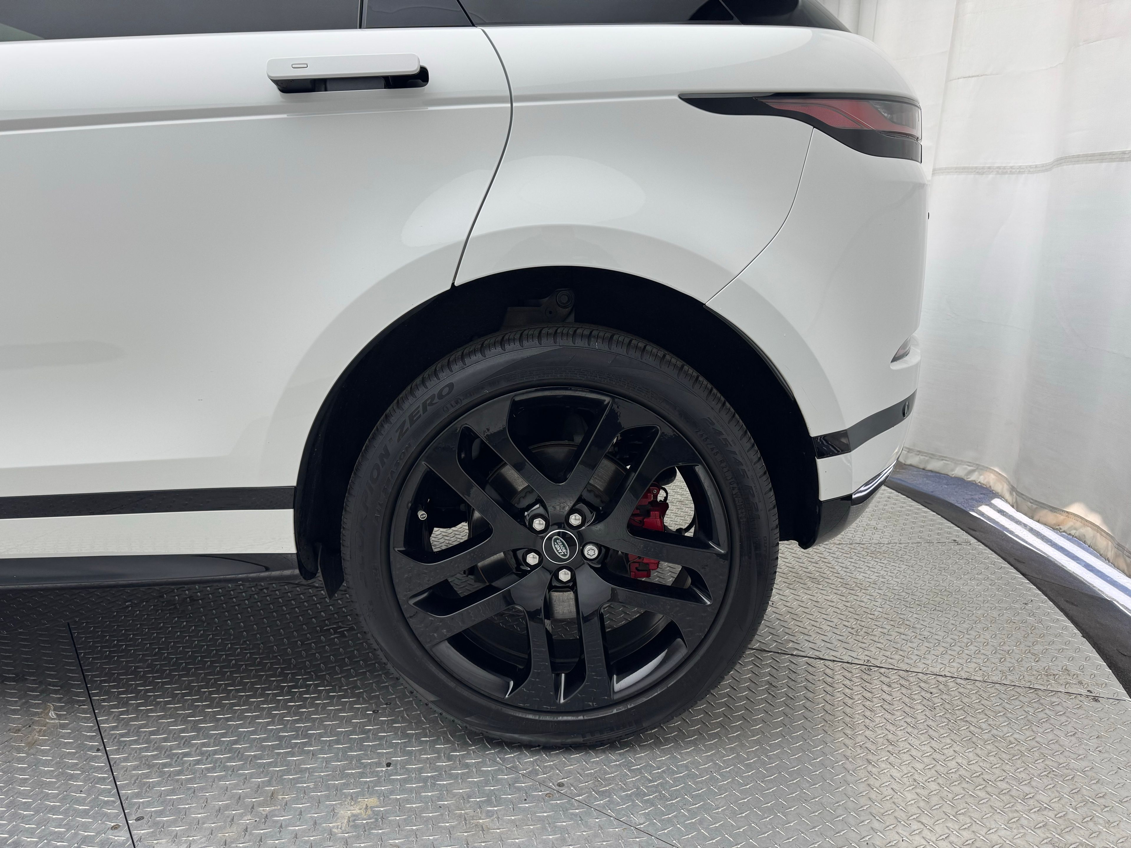 Thumbnail: 2023 Land Rover Range Rover Evoque - 9